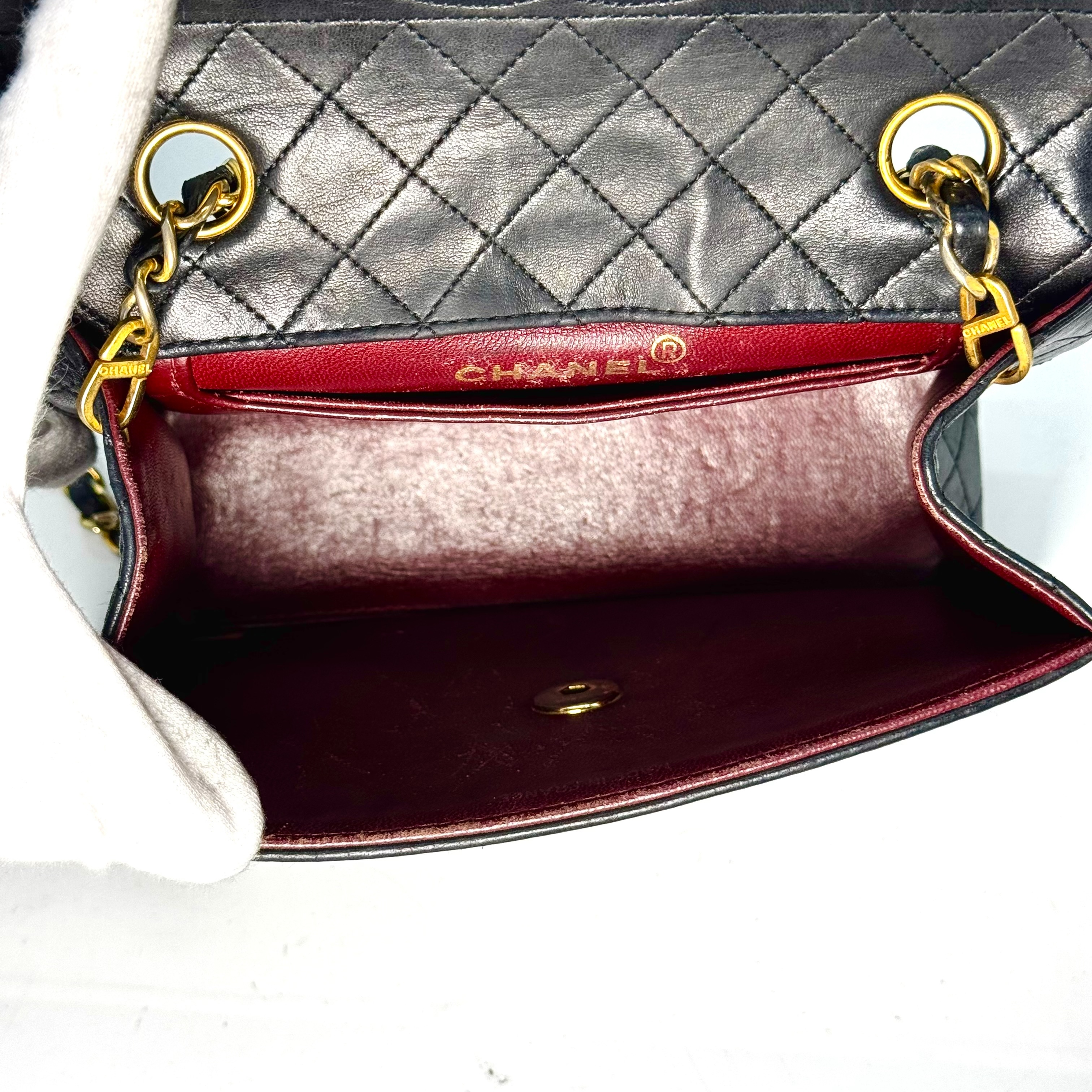 Mini Matelassé Lambskin Trapezoid Chain Turnlock Shoulder Bag 1593550 Shoulder Bag — view 4