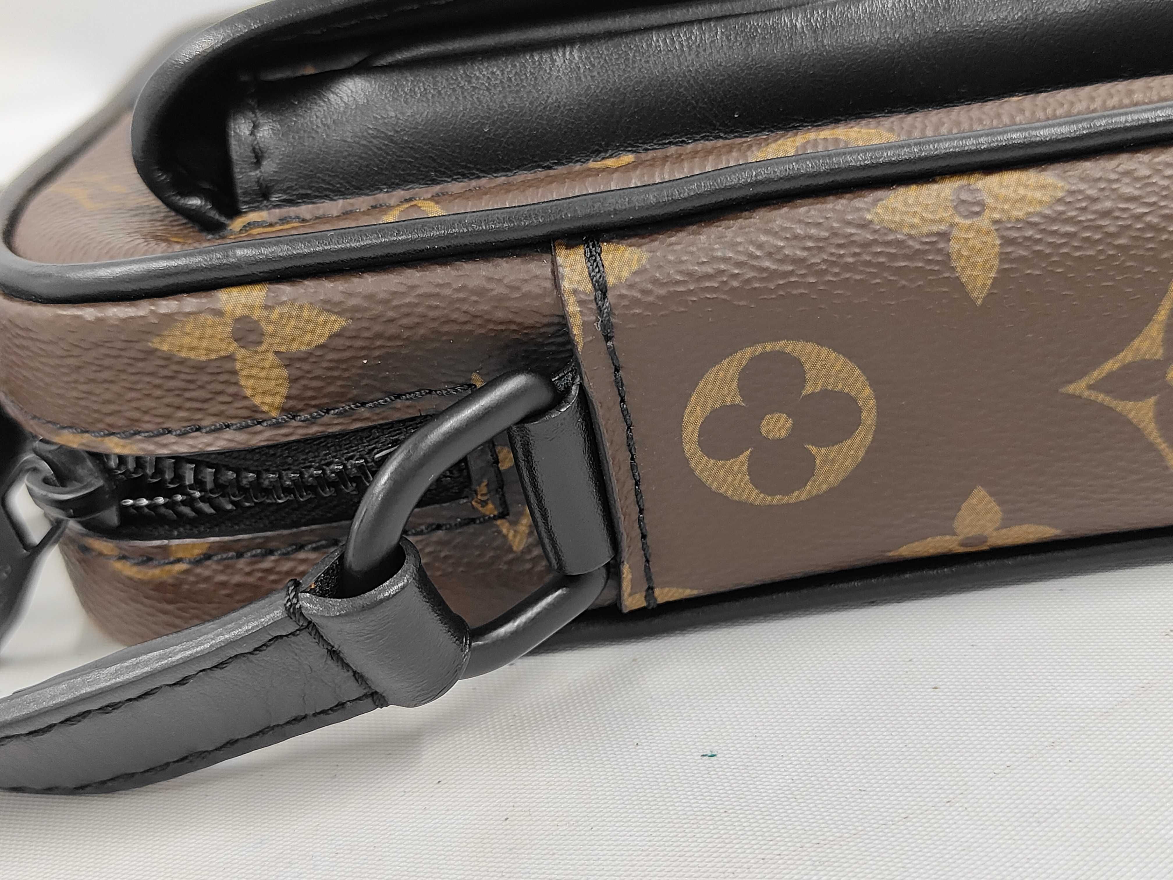 Macassar Wearable Wallet MI2240 Shoulder Bag — view 6