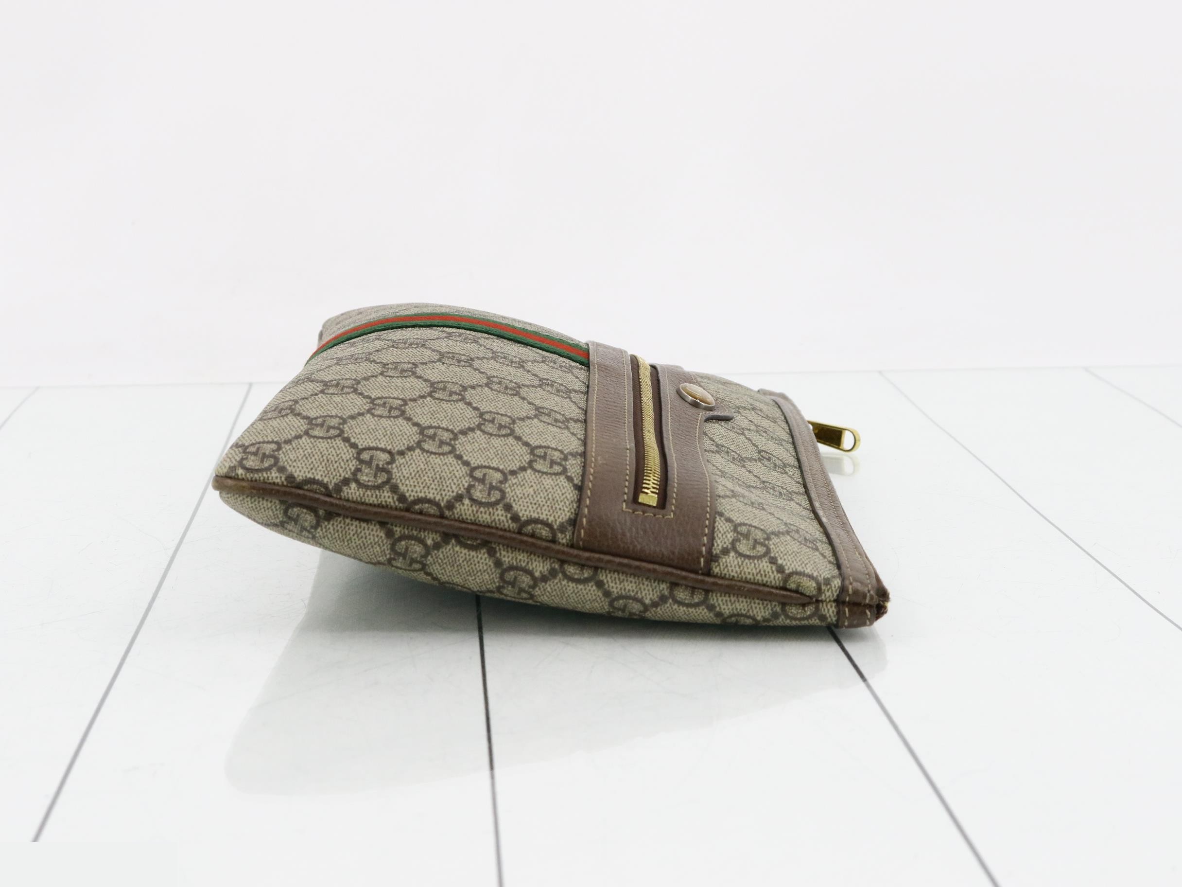 GG Supreme Sherry Line Clutch Bag — view 3