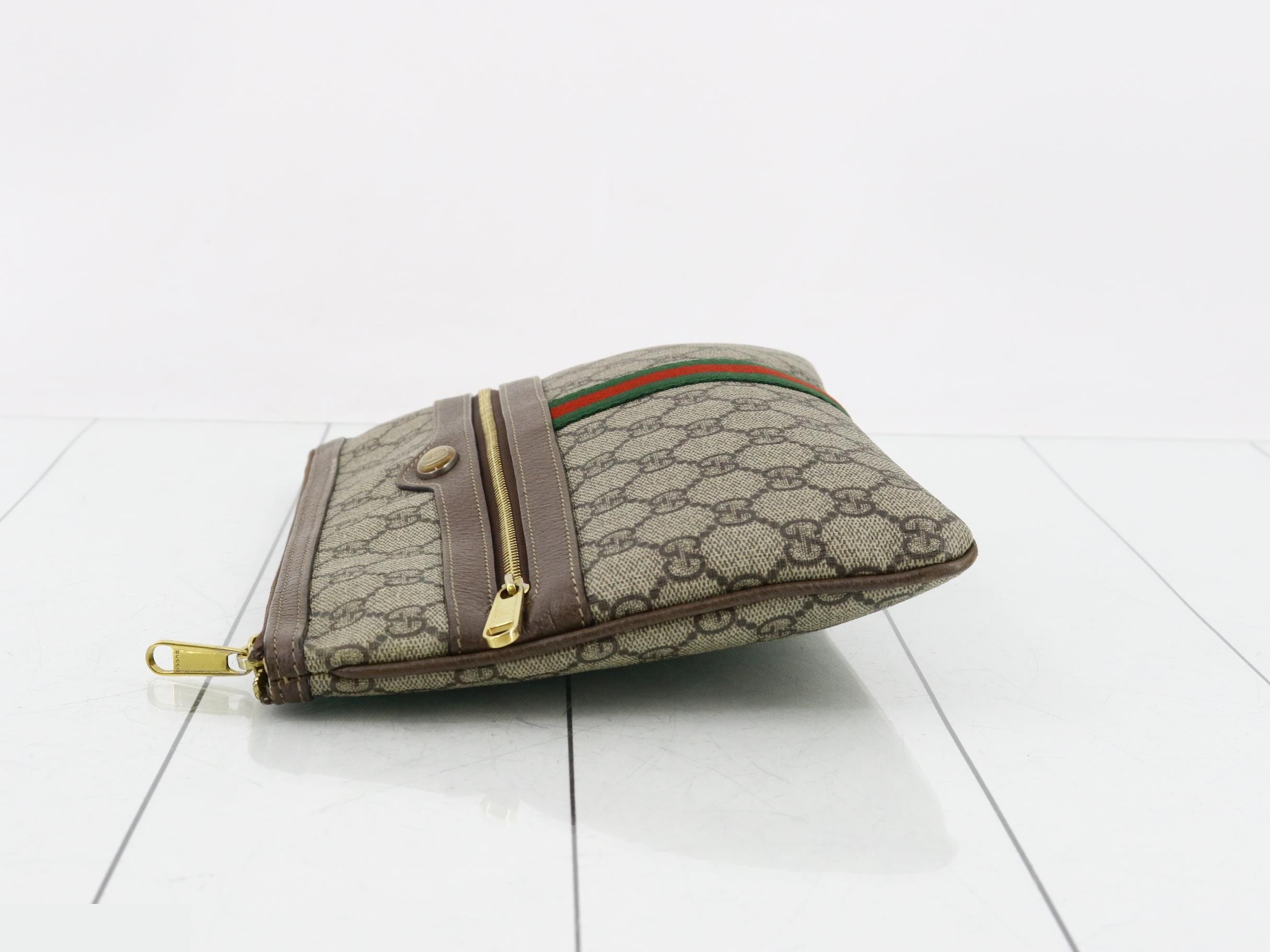 GG Supreme Sherry Line Clutch Bag — view 4