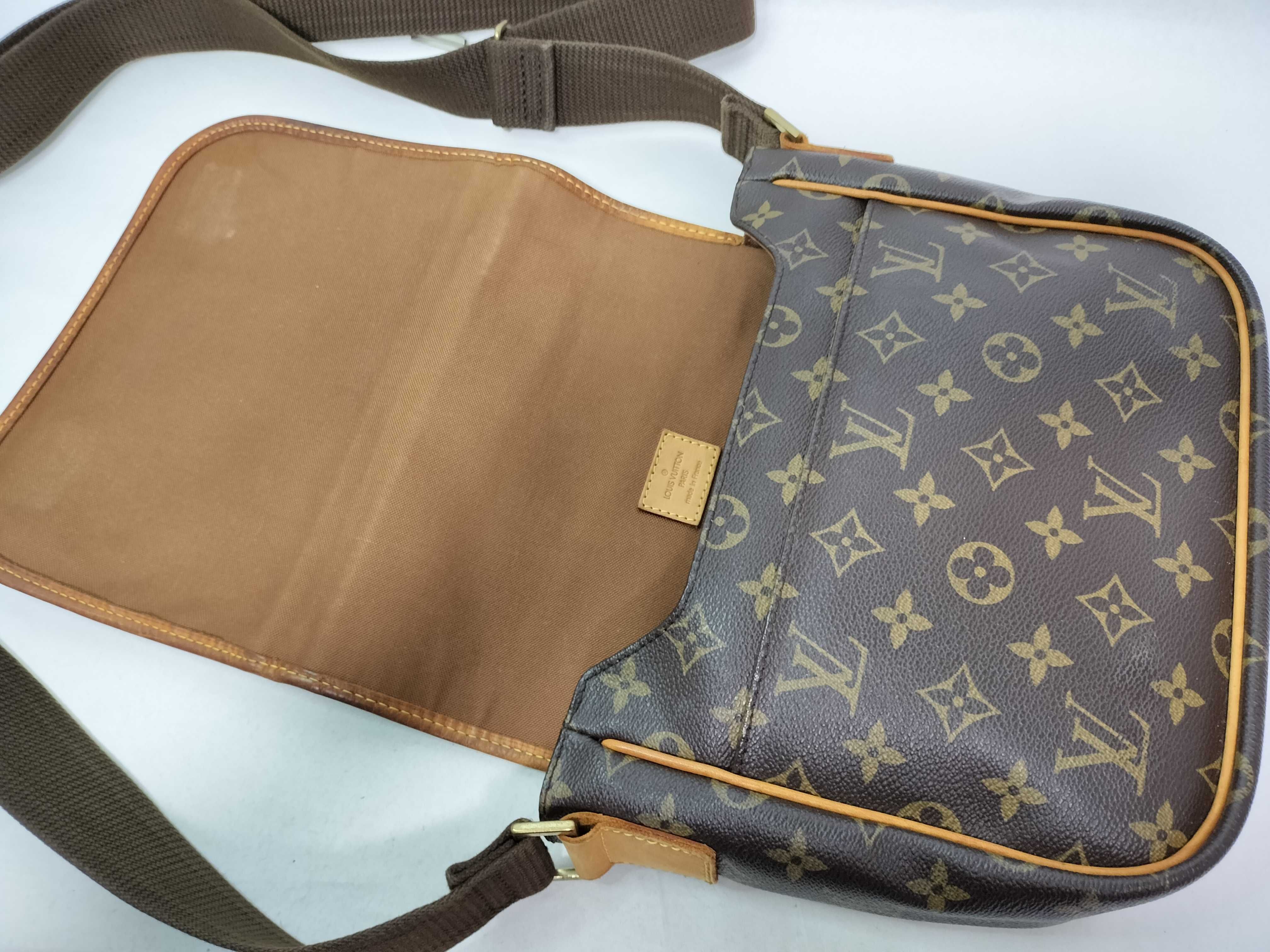 Monogram Louis Vuitton Monogram Bosphore Shoulder Bag — view 13