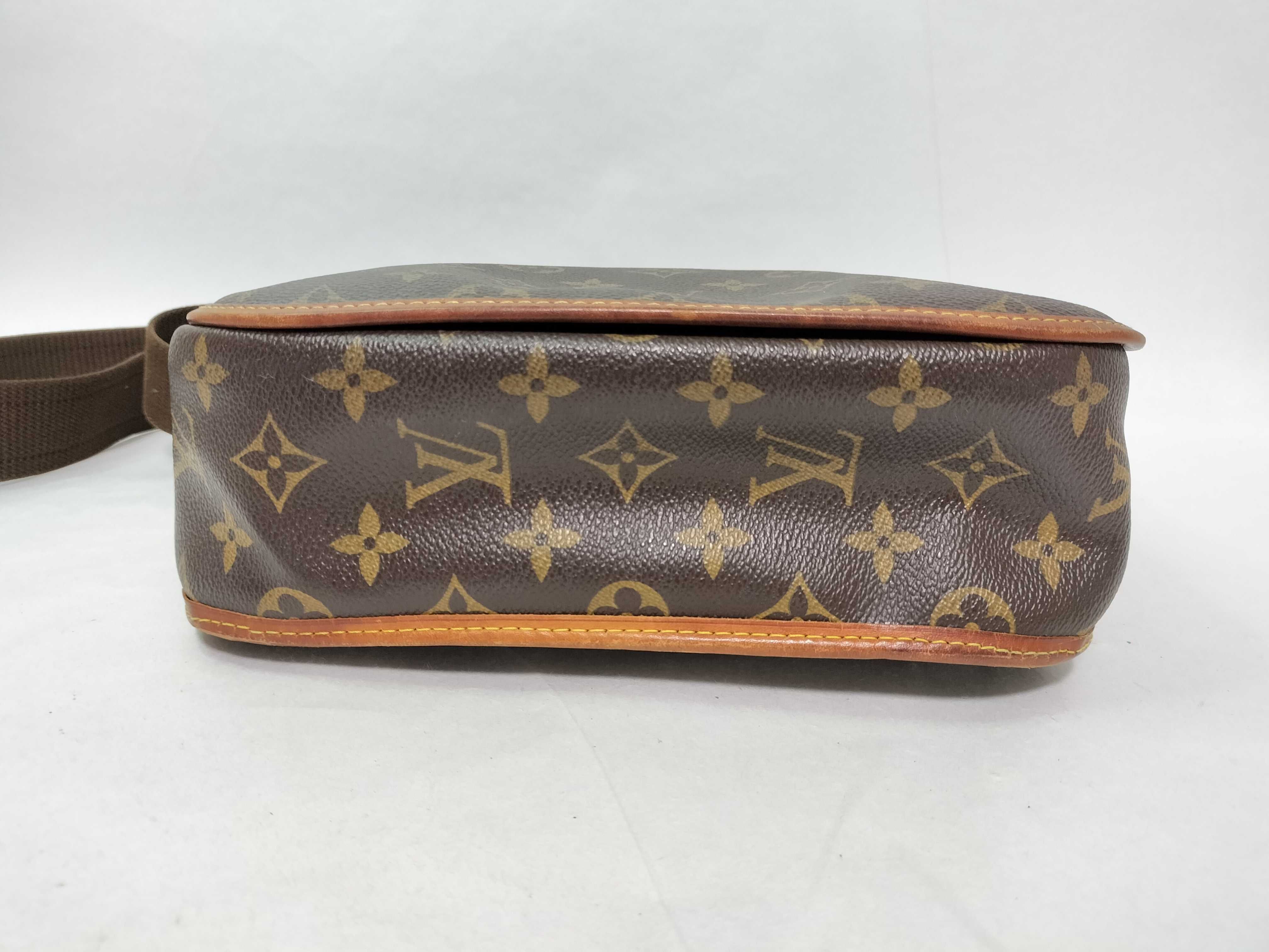 Monogram Louis Vuitton Monogram Bosphore Shoulder Bag — view 8
