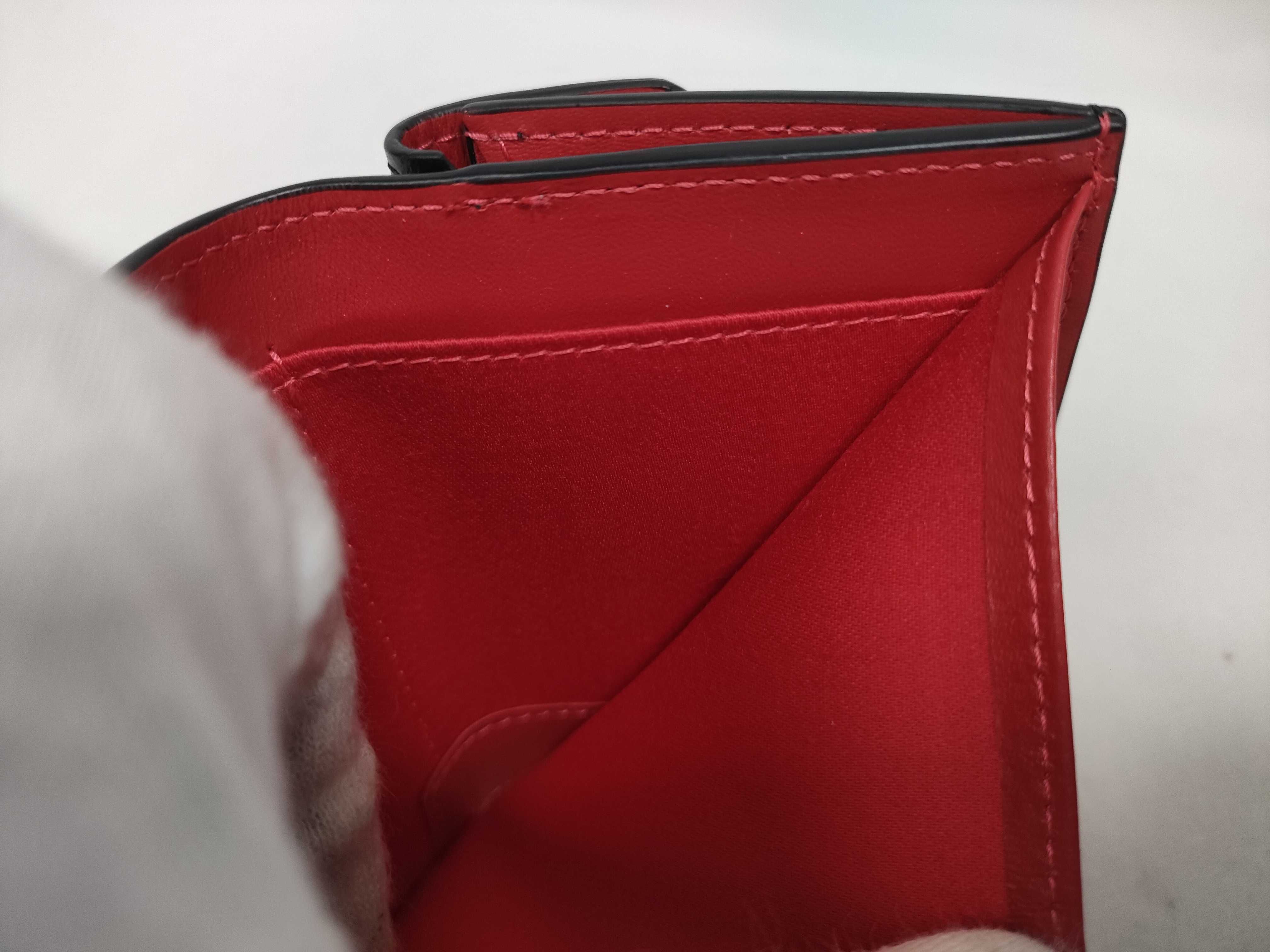 Leather Tri-fold Wallet — view 10