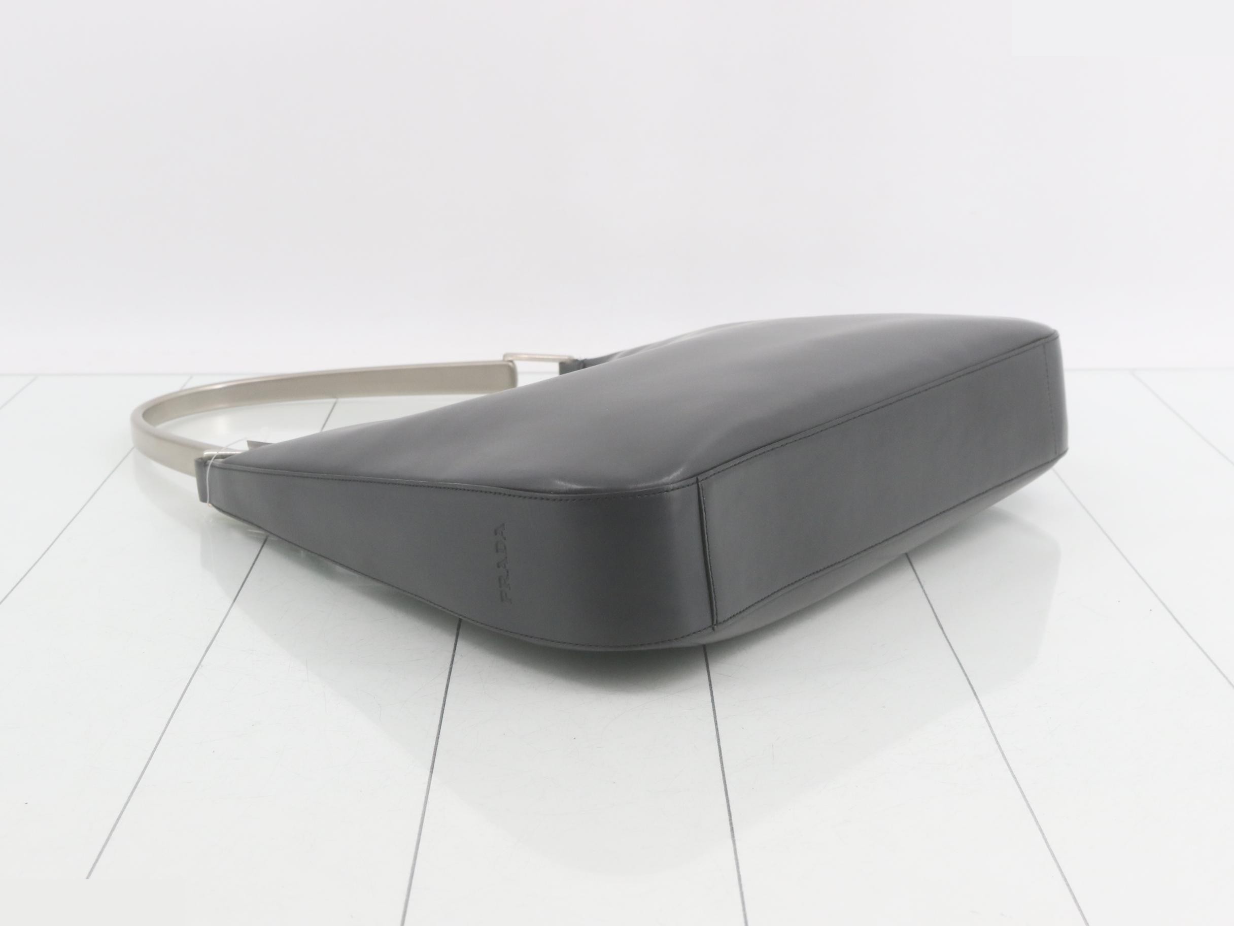 One-Shoulder Bag with Metal Handle — view 5