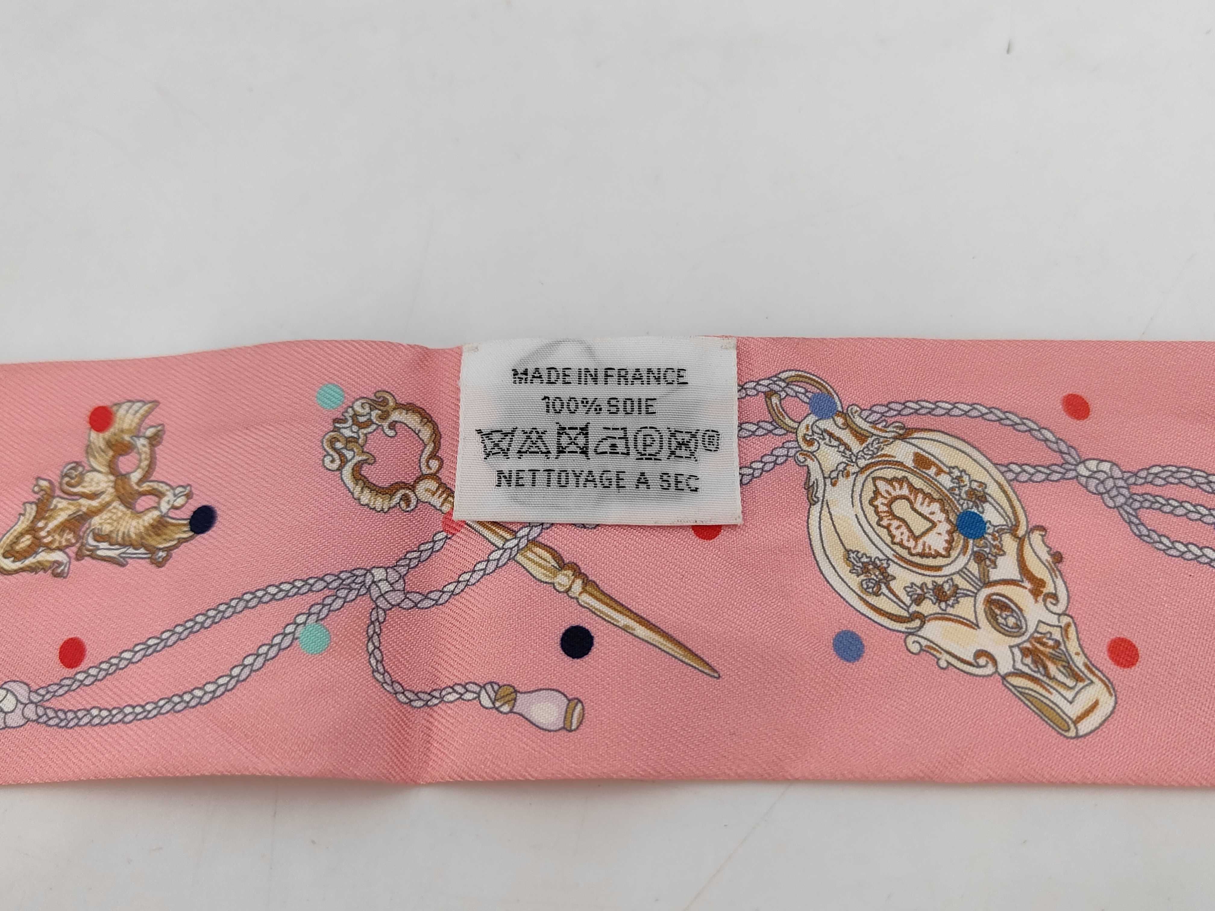 Twilly (pink) and other accessories — view 7