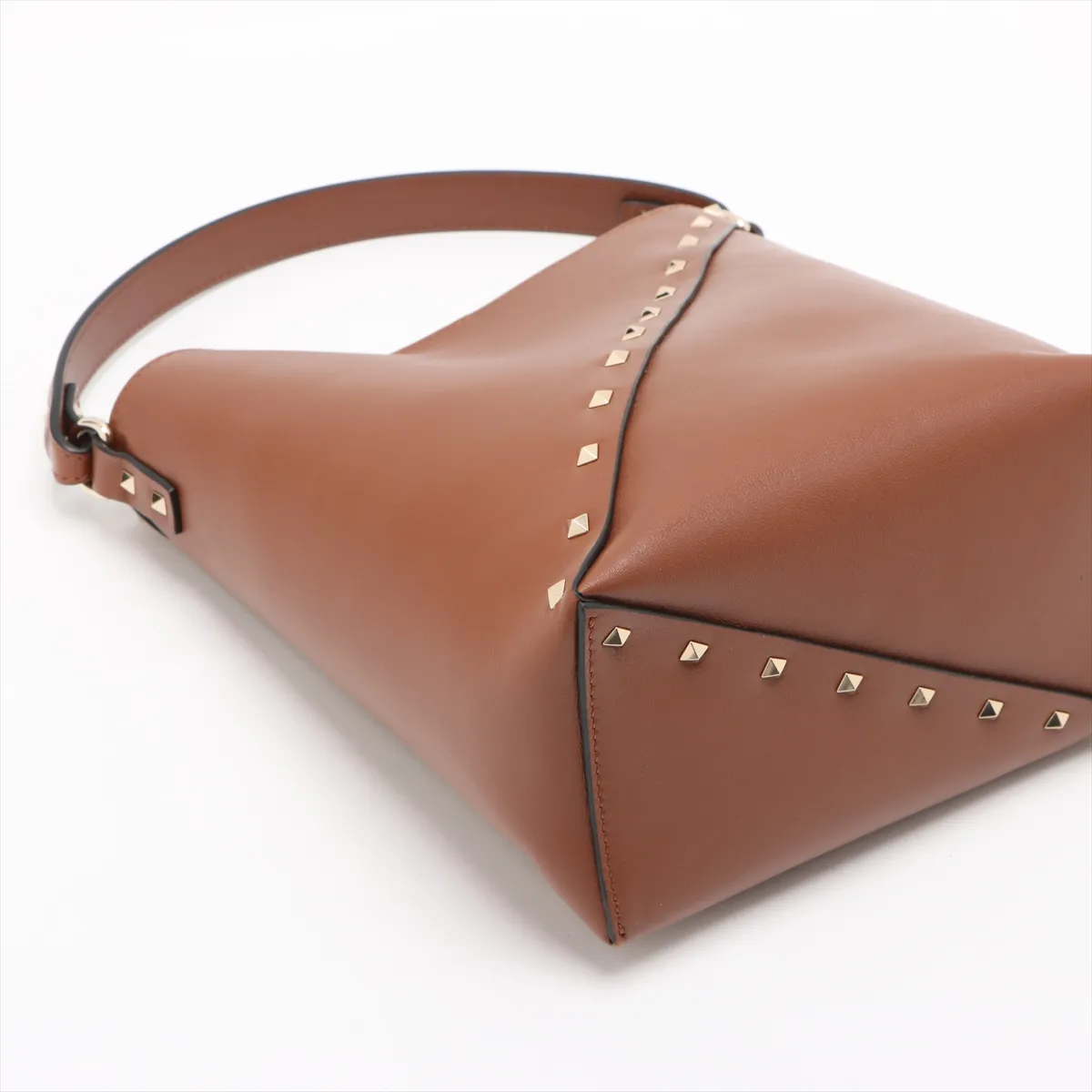 Rockstud Bucket Leather 2-Way Shoulder Bag, Brown — view 4