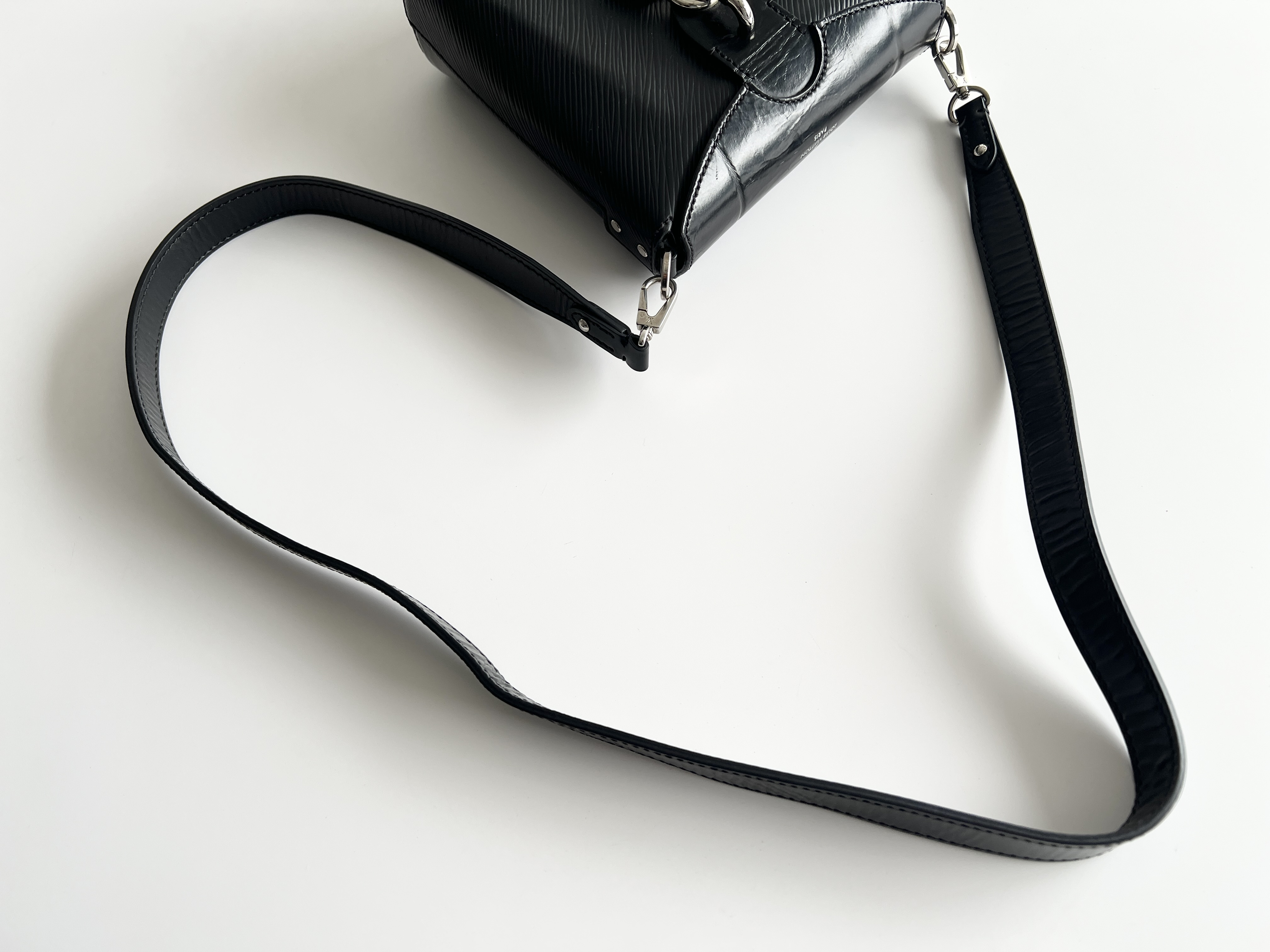 Bento Box BB Epi Logo Leather Shoulder Bag — view 3