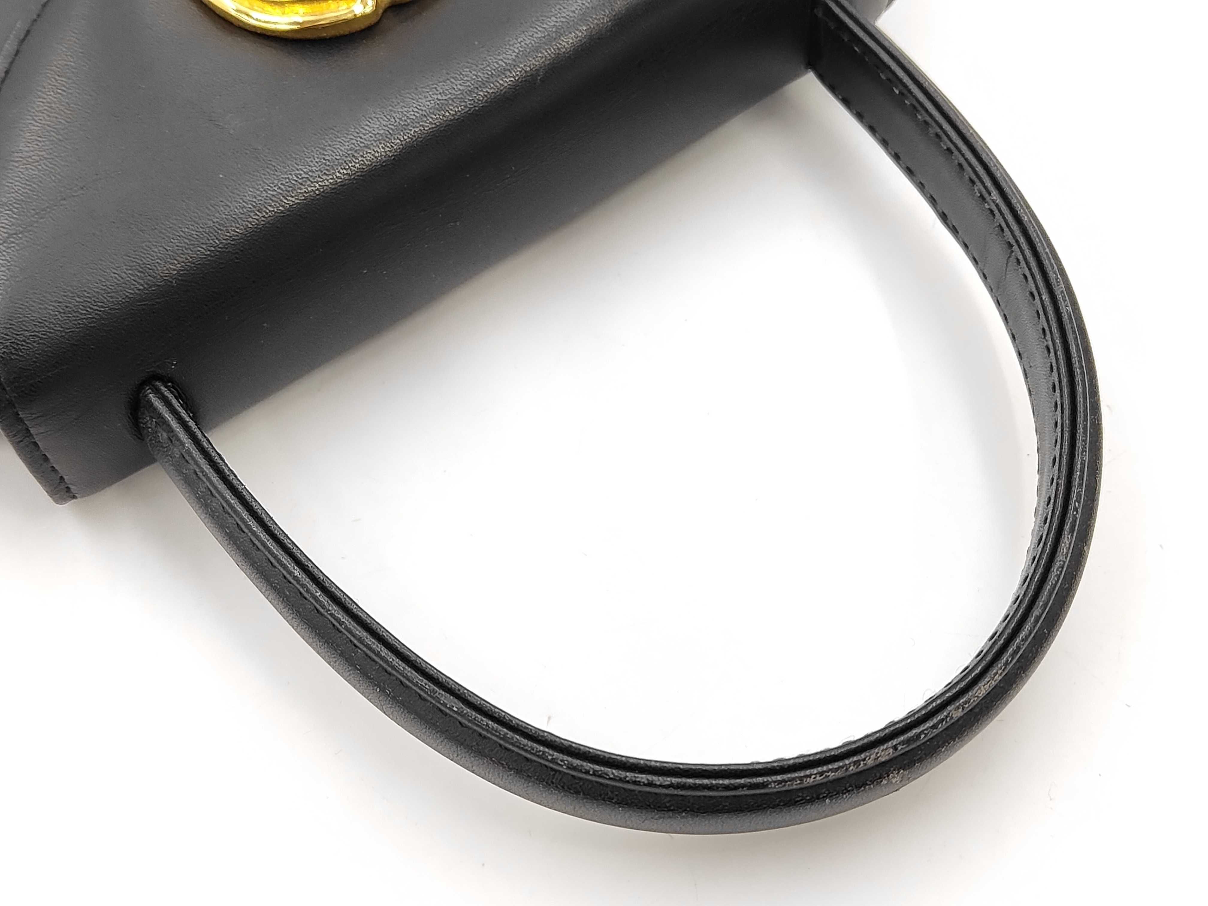 handbag — view 4