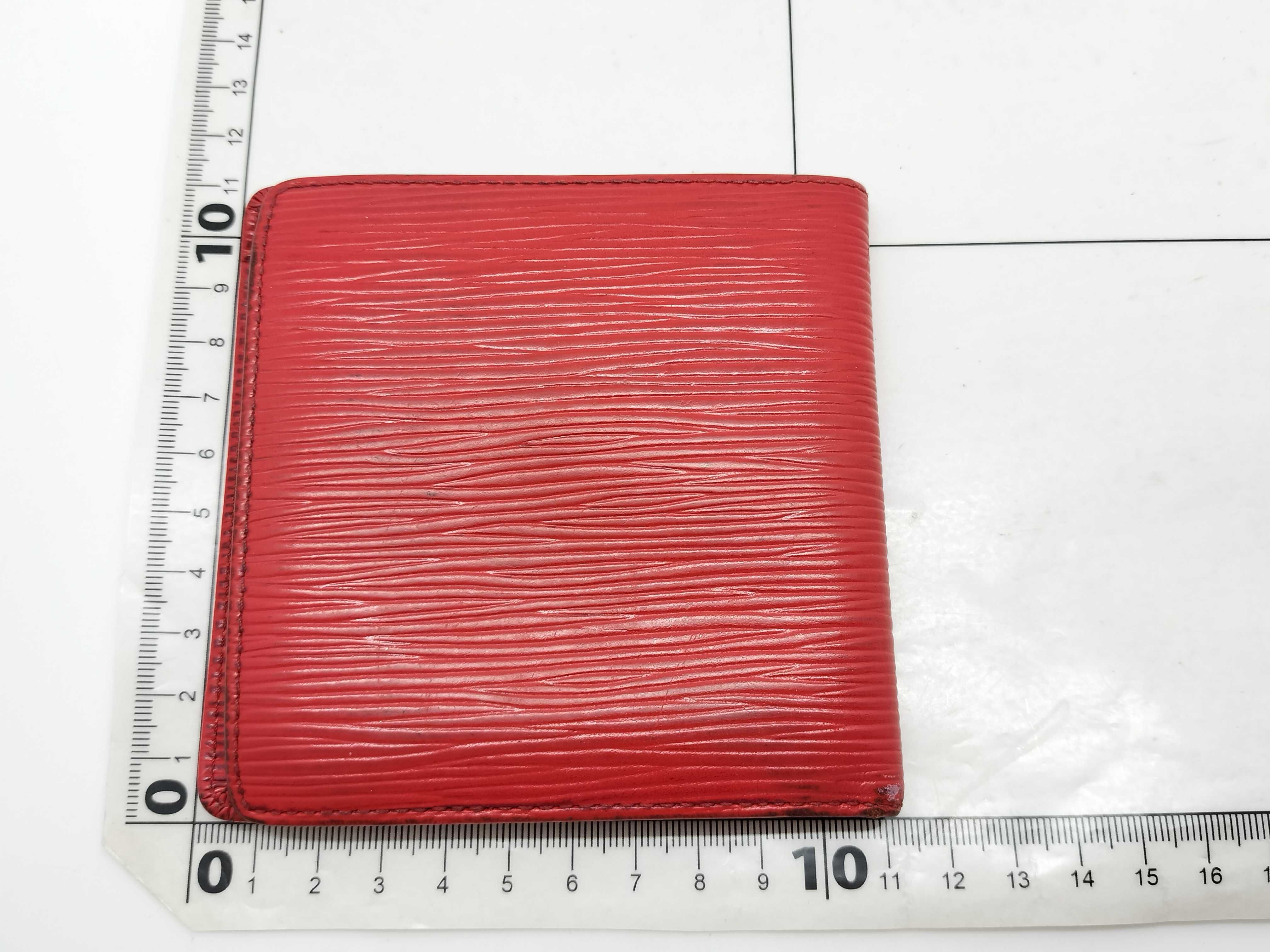 Epi Portefeuille Cartes Crédit Monnaie Bi-fold Leather Wallet — view 2