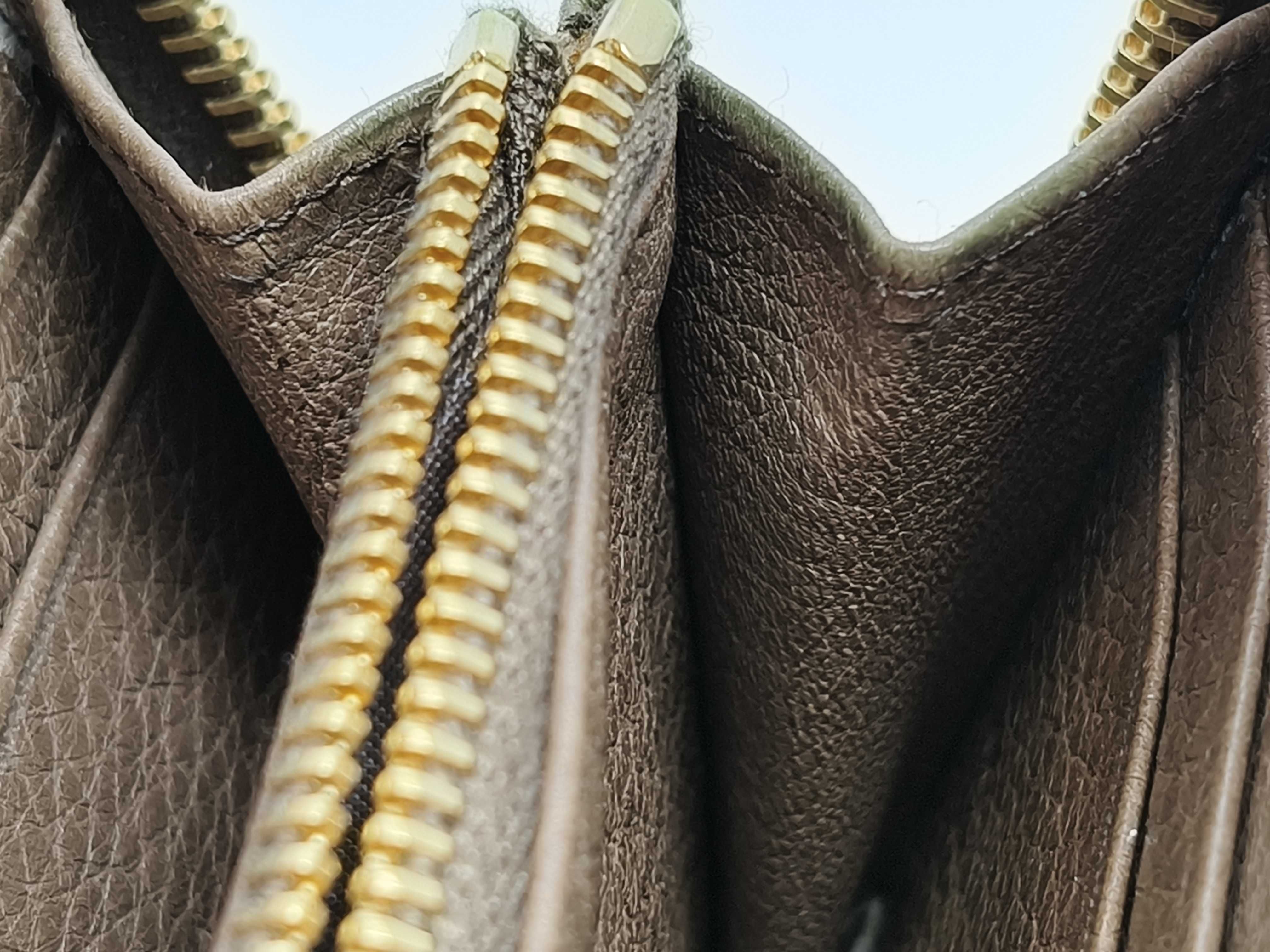 wallet — view 12
