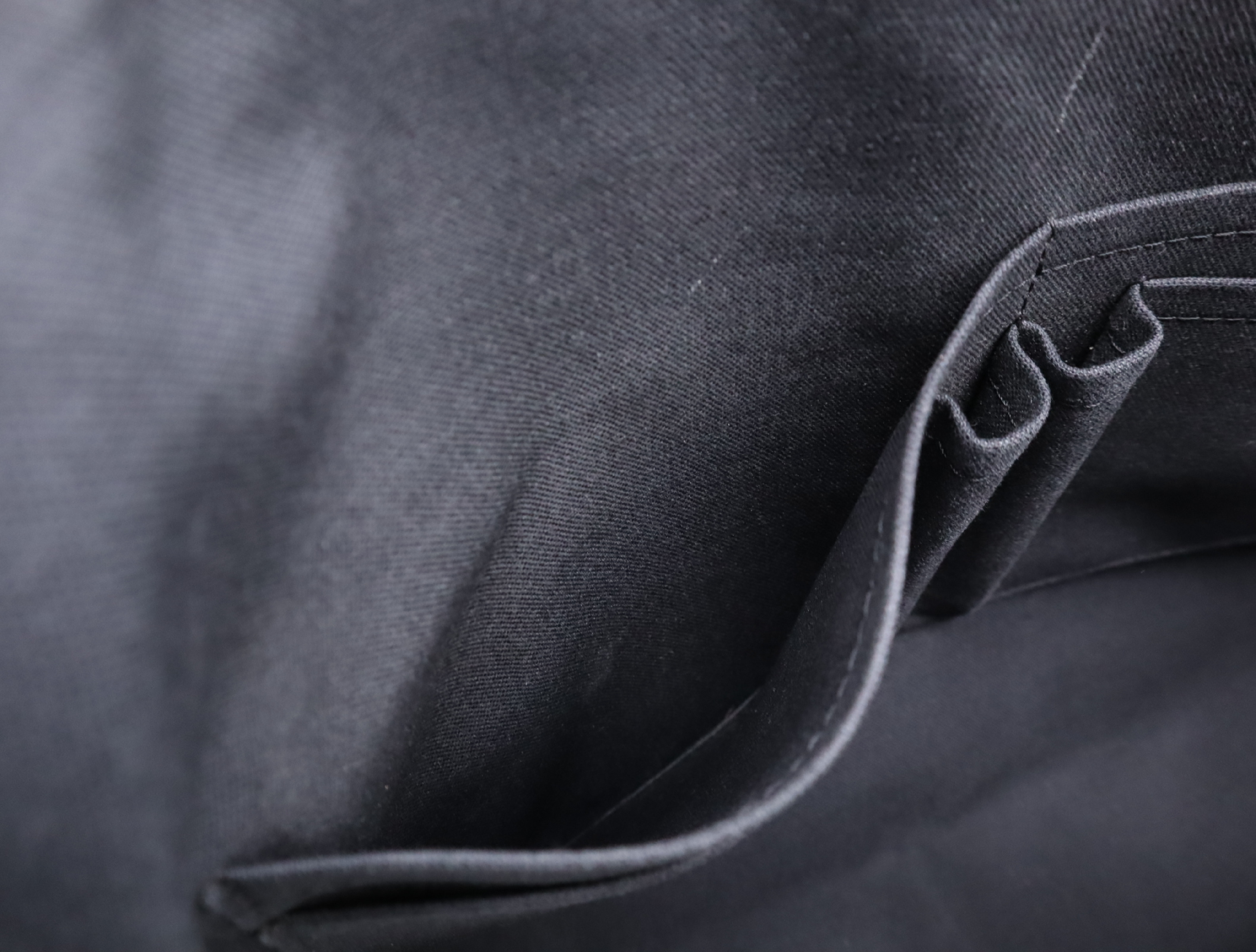 N41106 Graphite Mic MM Shoulder Bag — view 12