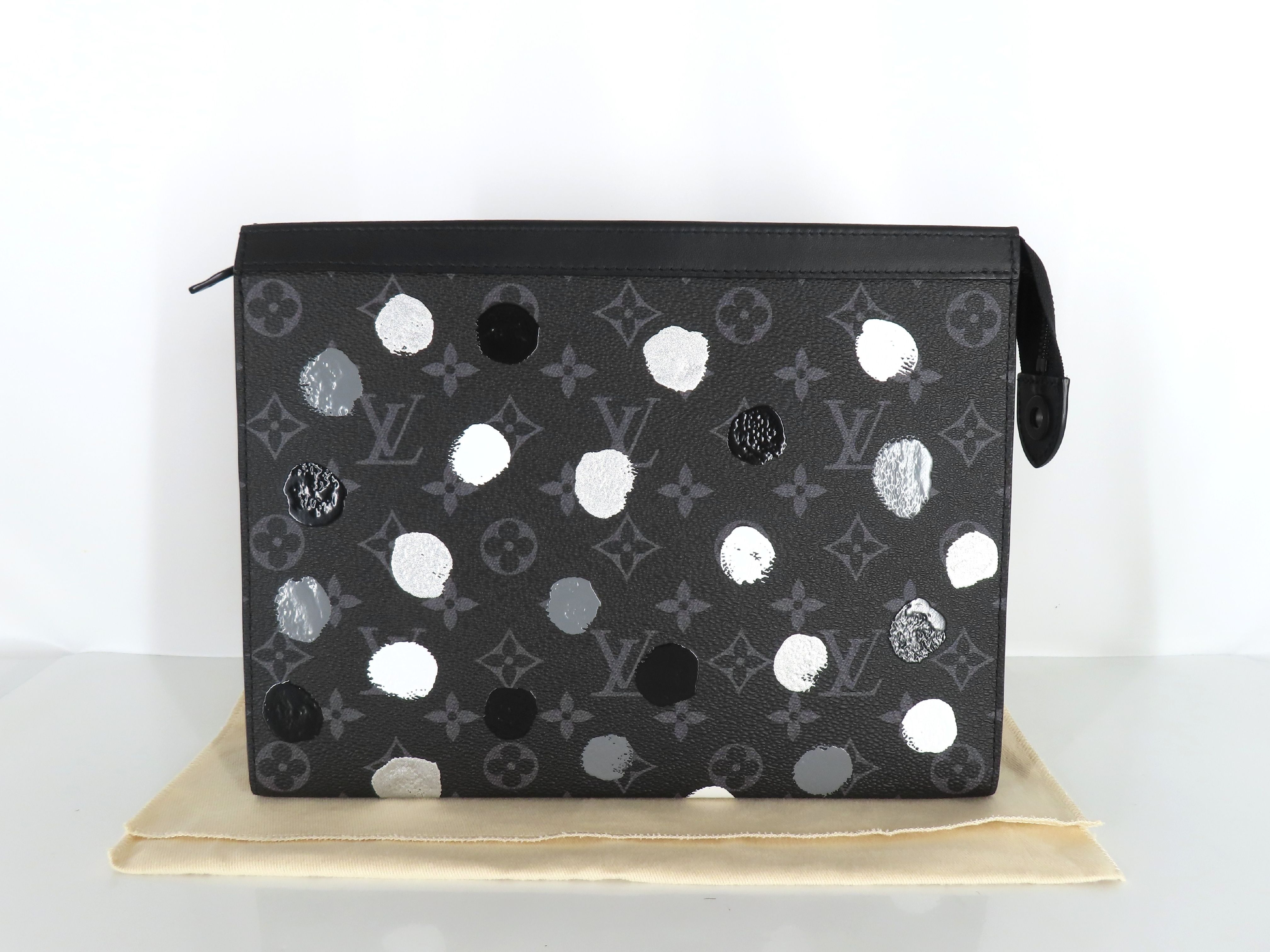 LV x YK Pochette Voyage M81934 Yayoi Kusama Second Bag