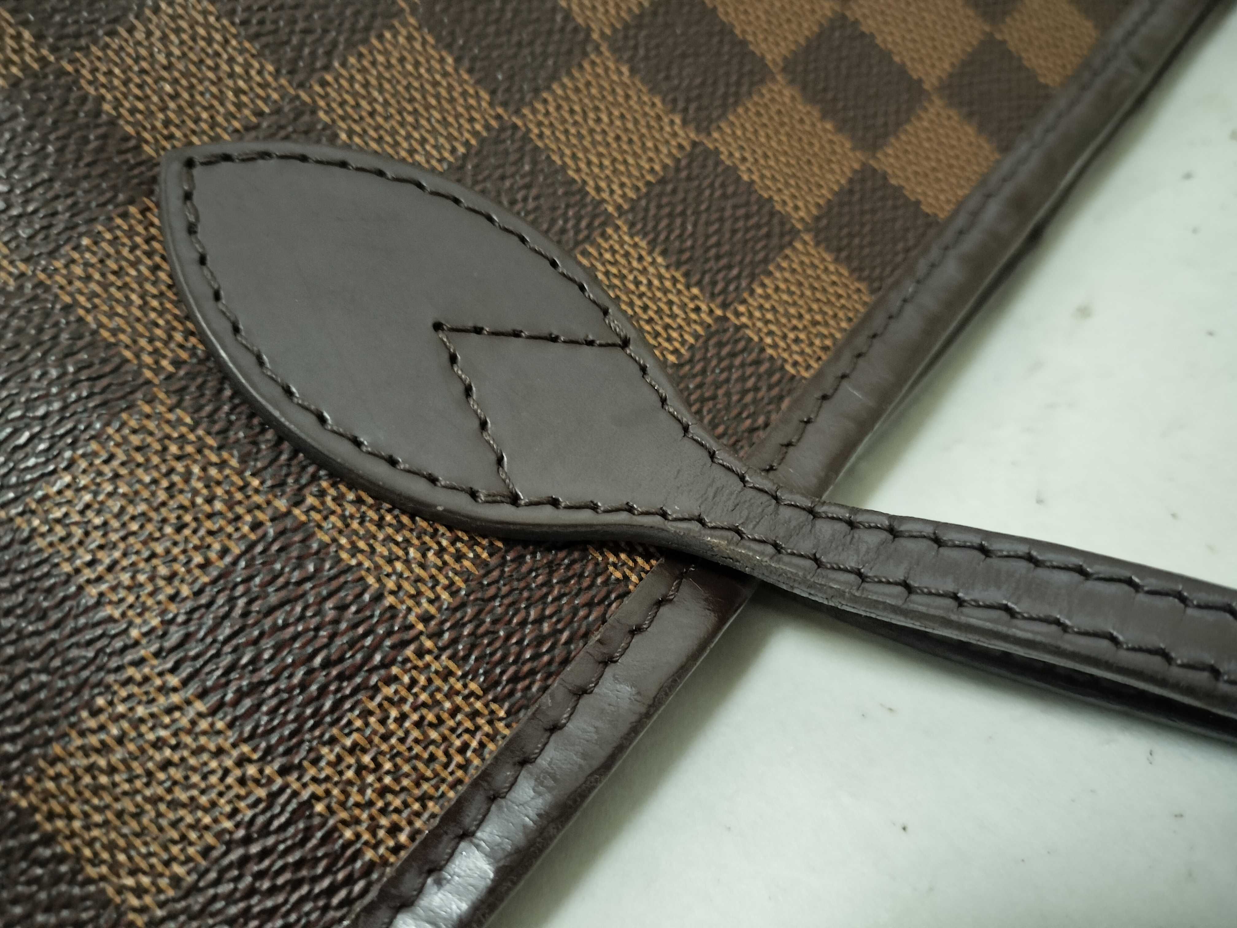 Damier Neverfull MM — view 5