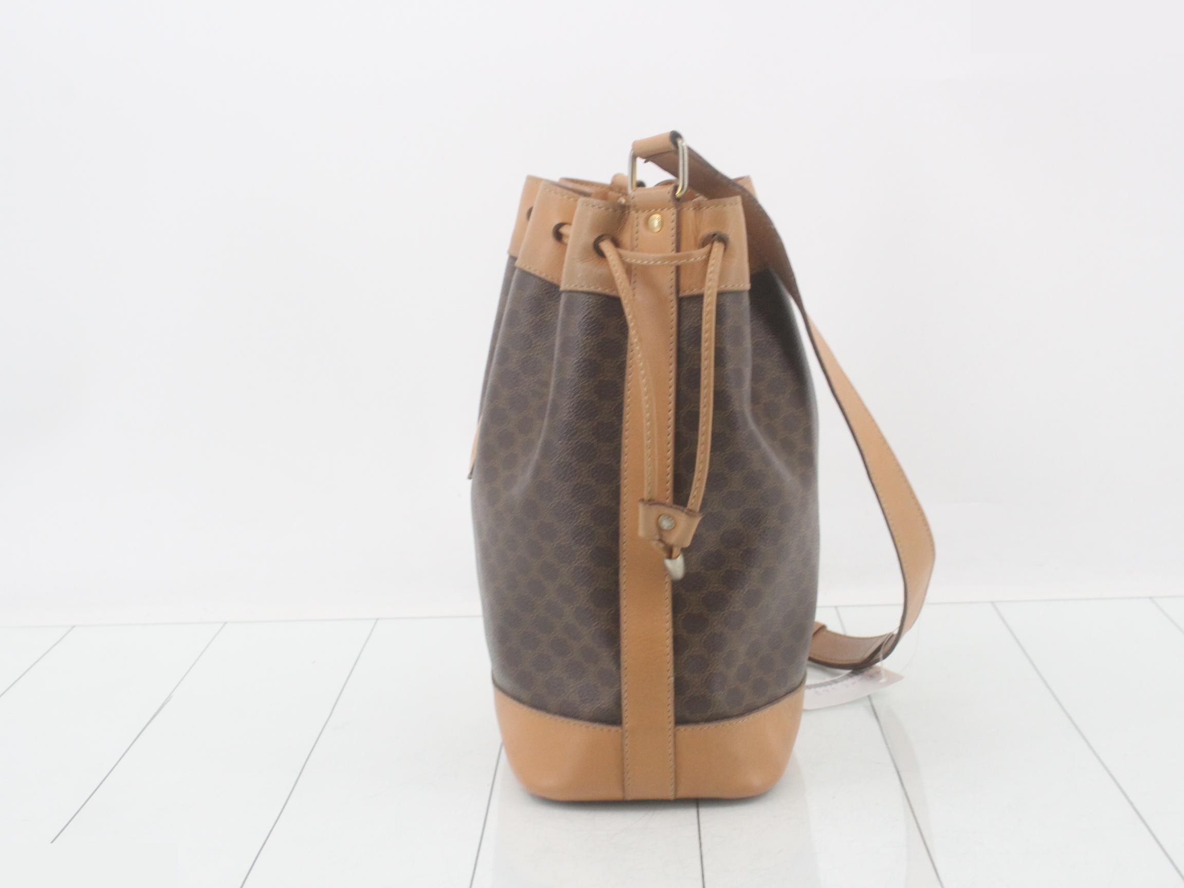 Handbag with drawstring — view 3