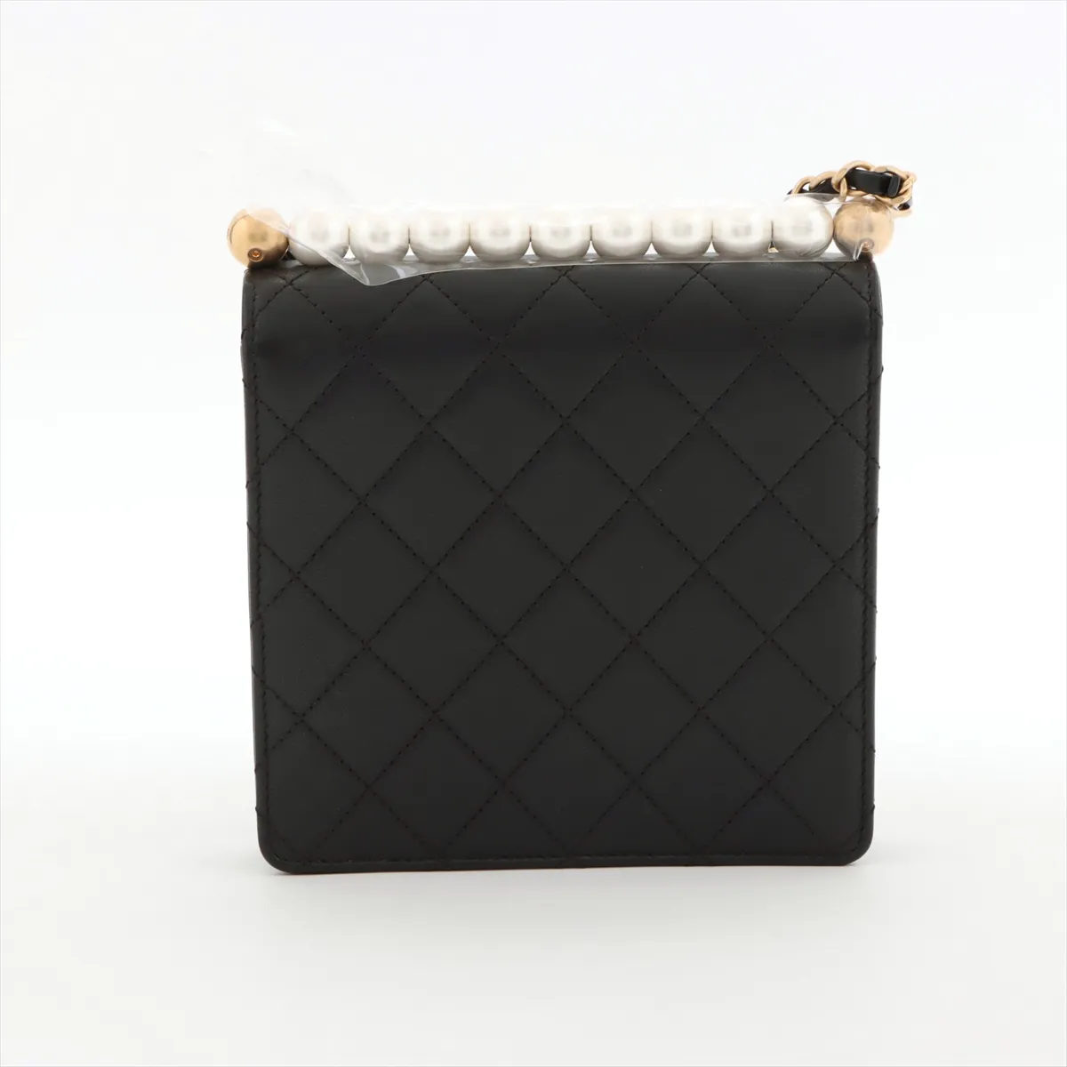 Matelasse Lambskin Chain Shoulder Bag Pearl Black Gold Hardware 29127547 29th Series — view 2