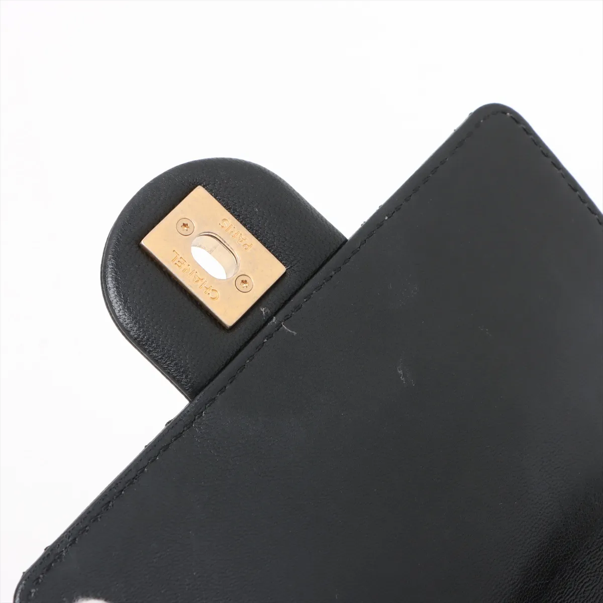 Matelasse Lambskin Chain Shoulder Bag Pearl Black Gold Hardware 29127547 29th Series — view 11