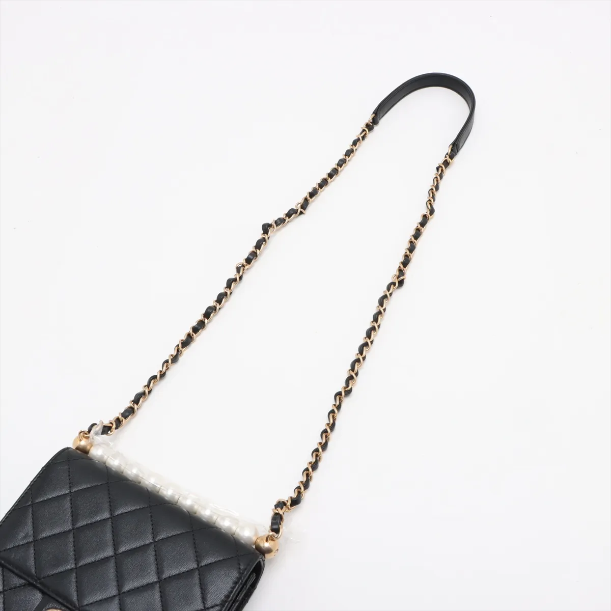 Matelasse Lambskin Chain Shoulder Bag Pearl Black Gold Hardware 29127547 29th Series — view 5