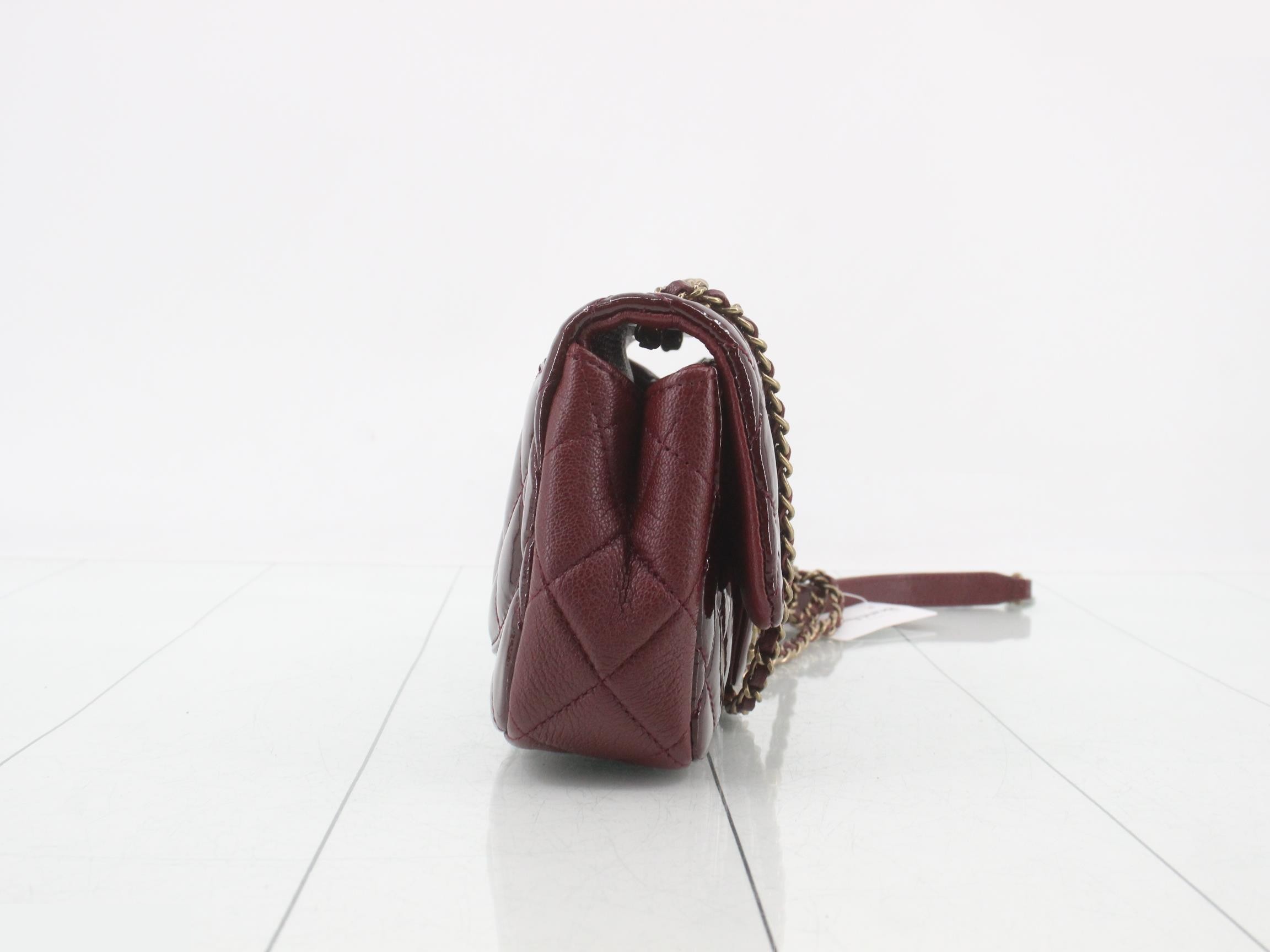 Mini Matelassé 20 Patent Leather Single Flap Single Chain — view 4