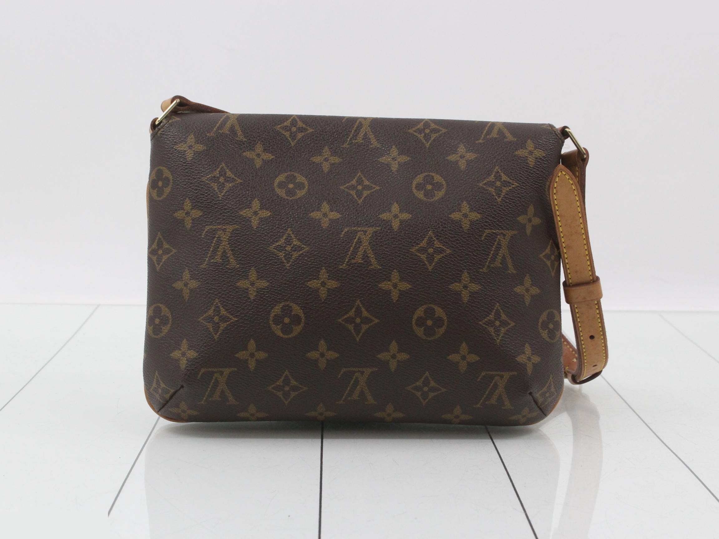M51257 Musette Tango Short Shoulder Bag — view 2