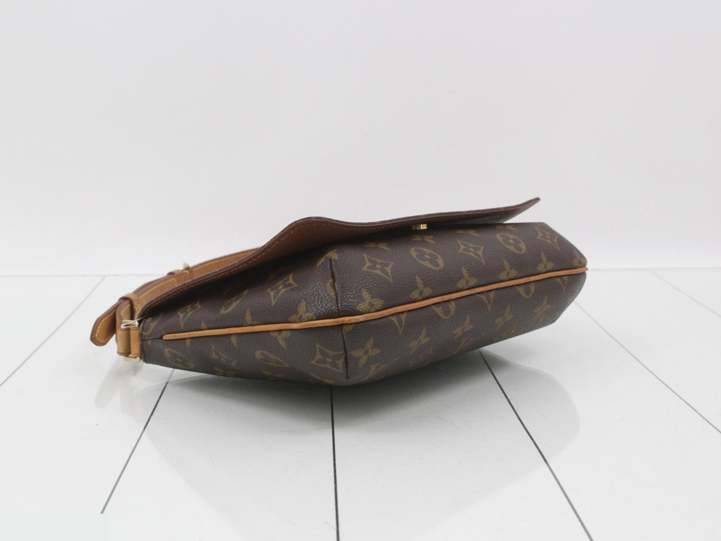 M51257 Musette Tango Short Shoulder Bag — view 5