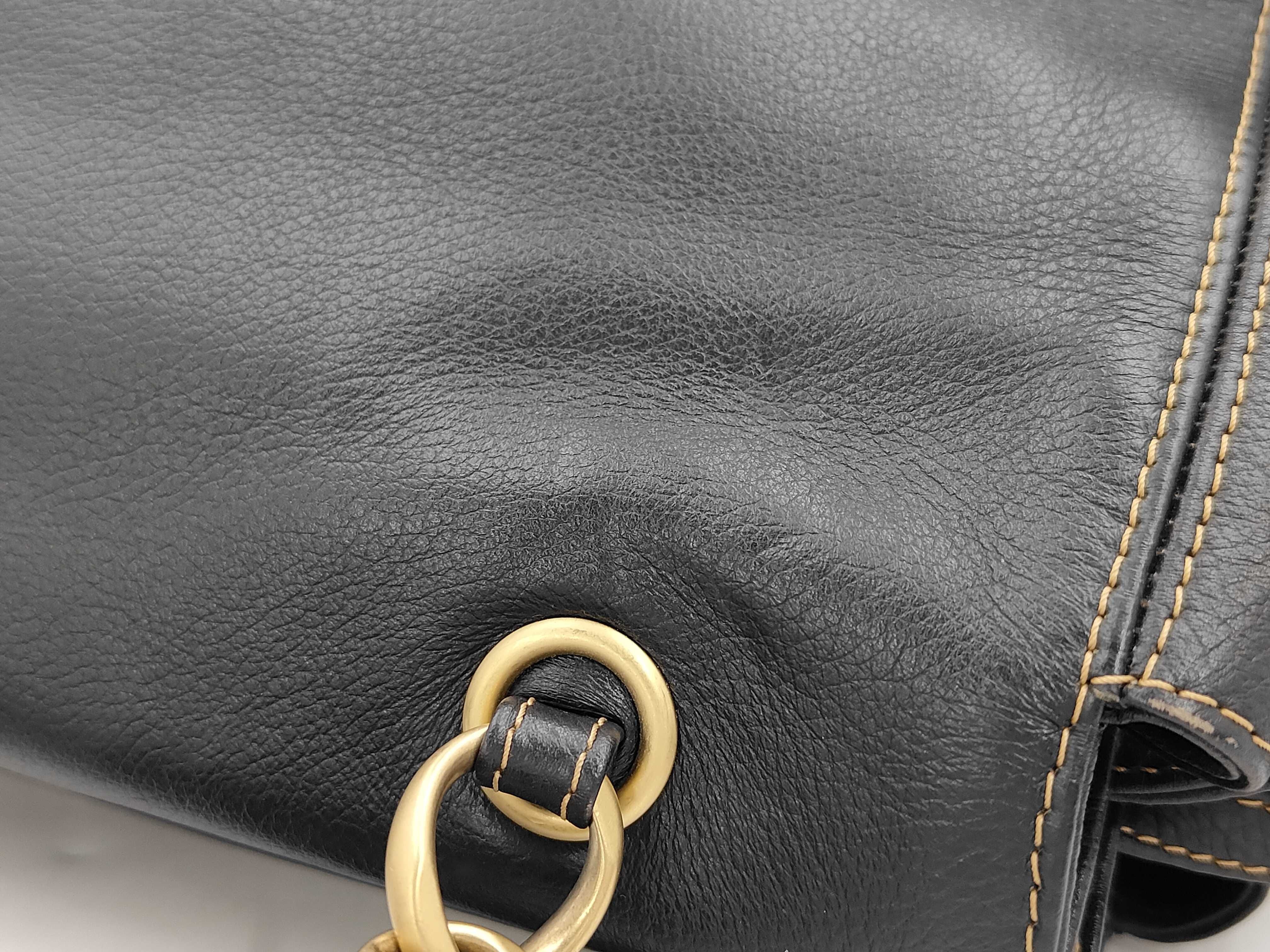 TW- CC Stitch Zip Shoulder Bag (Handbag) — view 12