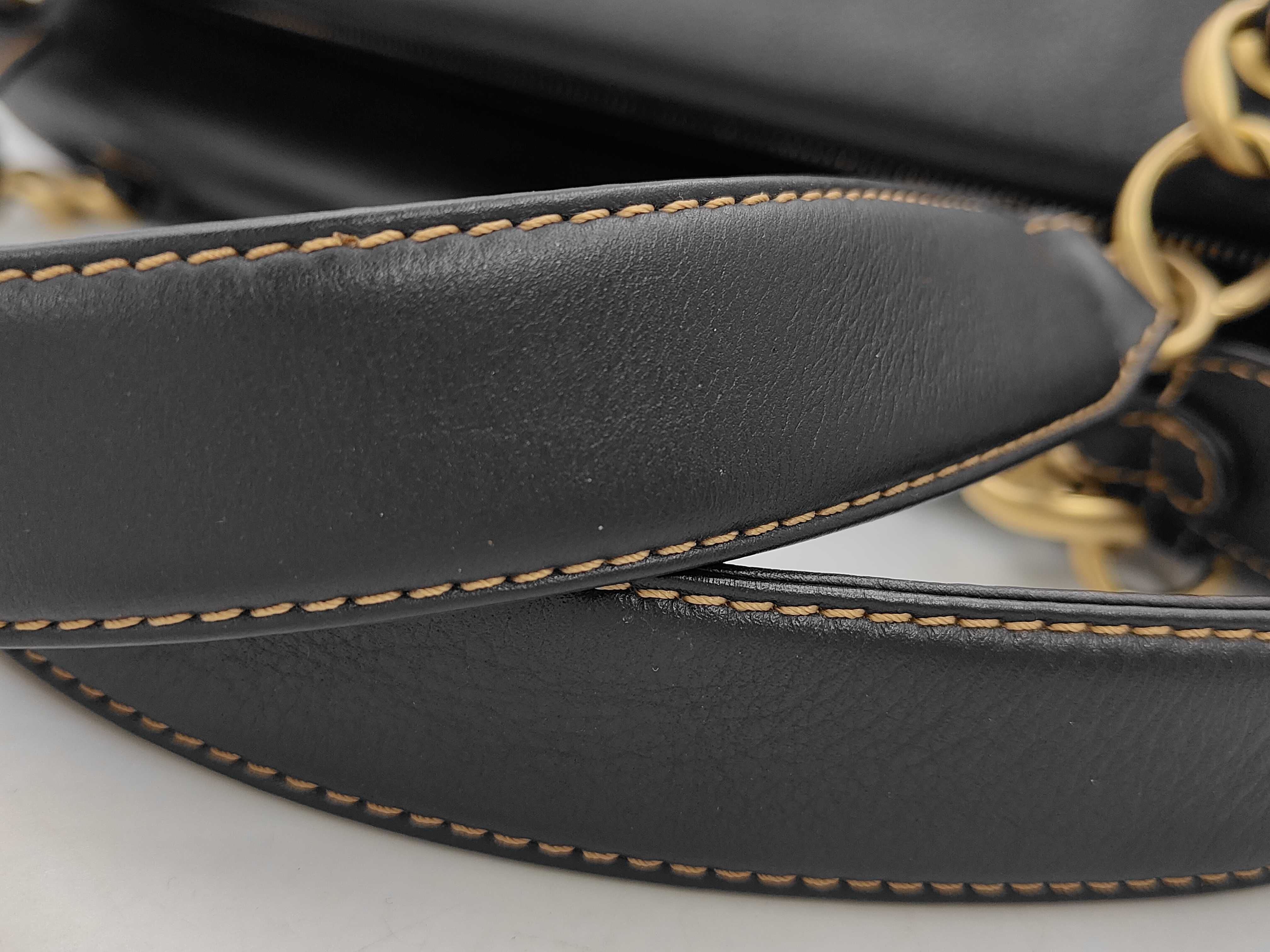 TW- CC Stitch Zip Shoulder Bag (Handbag) — view 4