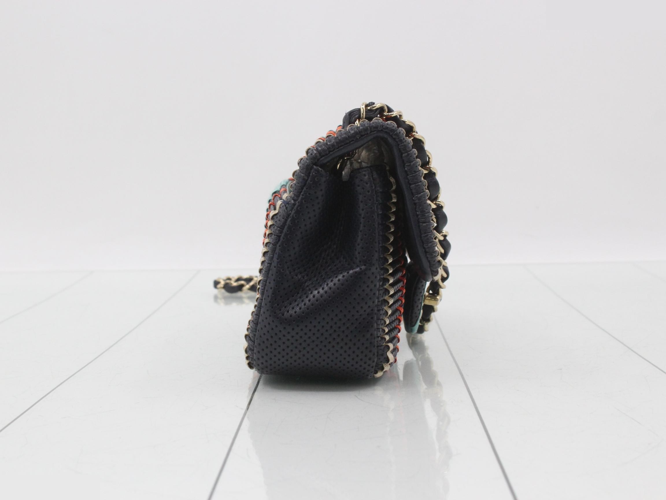 Leather shoulder bag — view 4