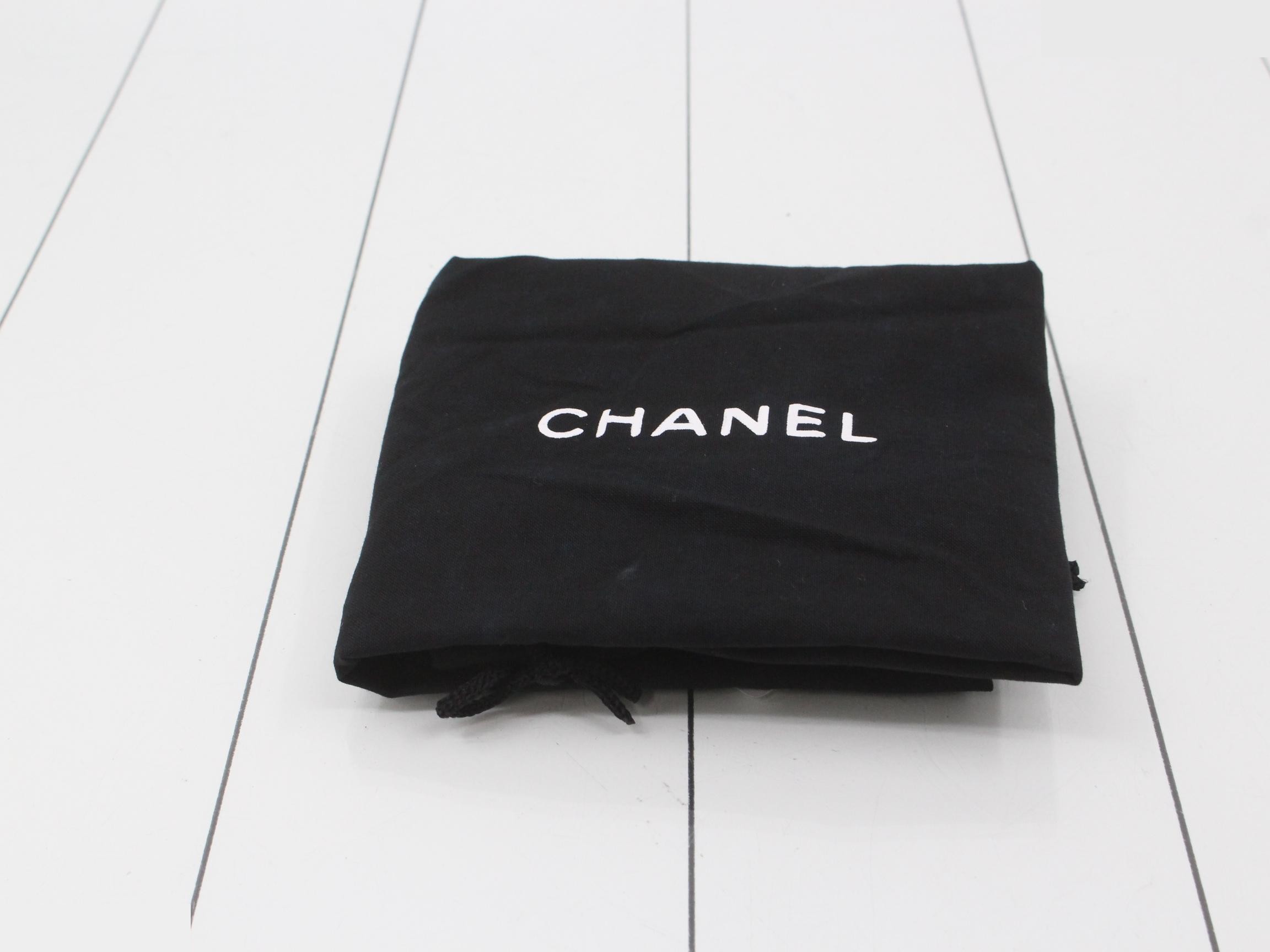 Leather shoulder bag — view 7