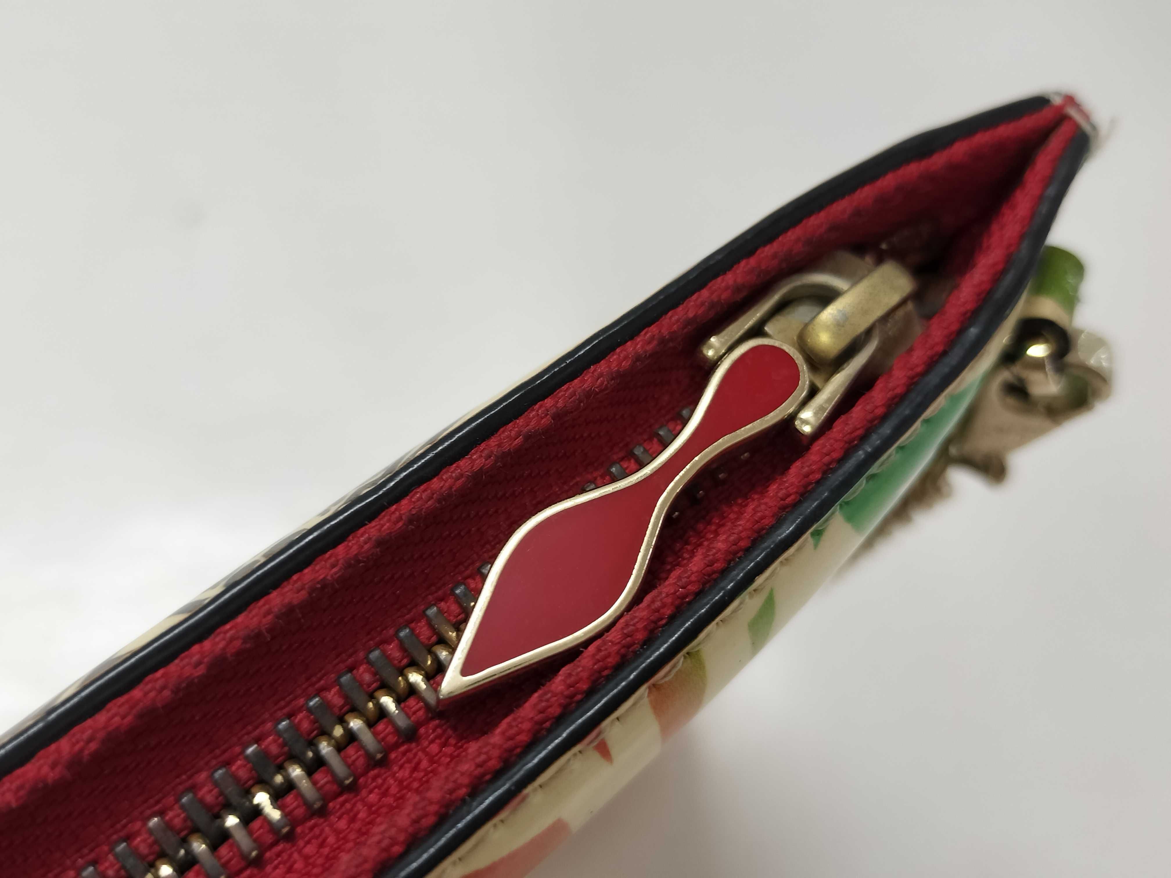 Clutch Graffiti Loubiclutch Chain Shoulder Bag — view 12