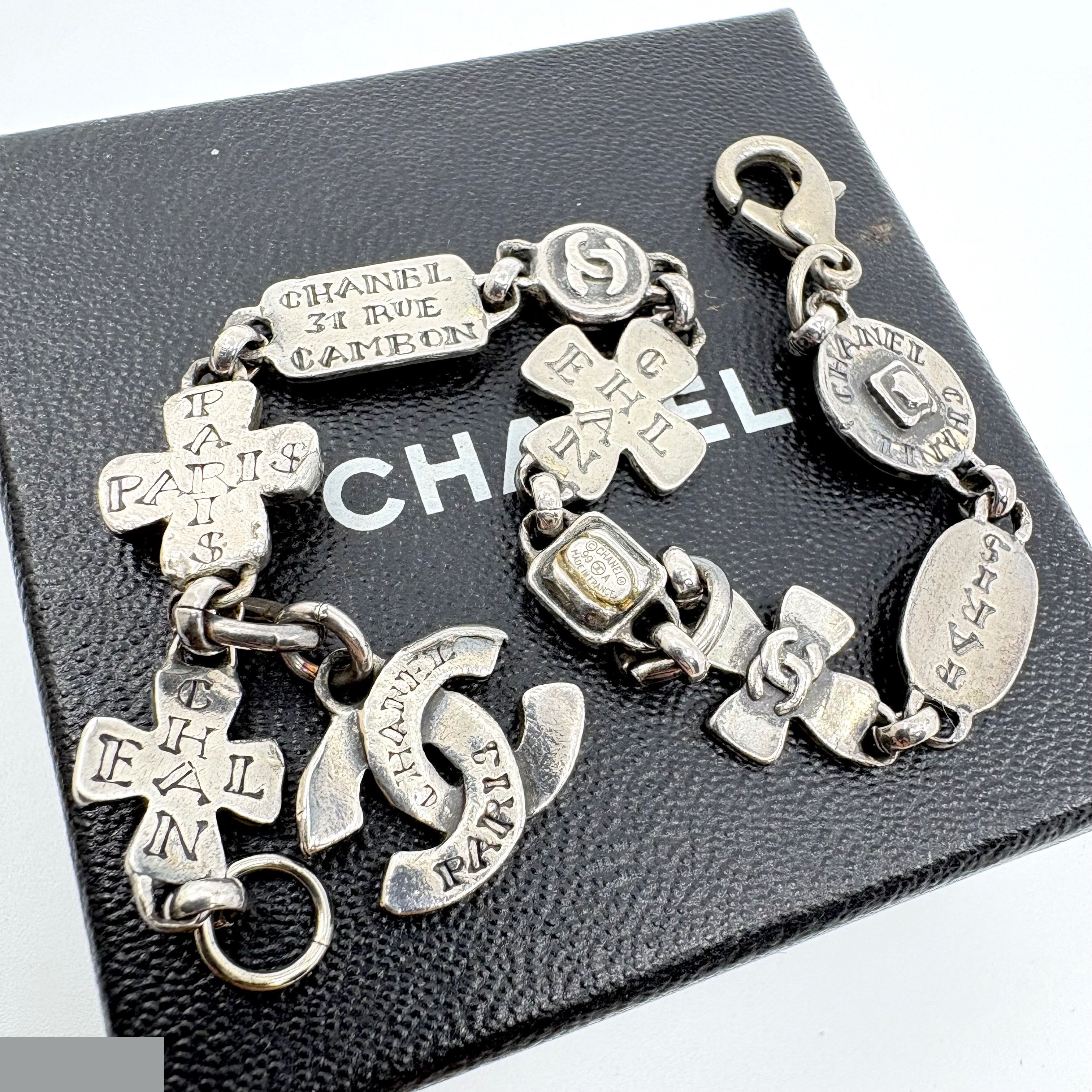Cambon 99A (precious metal) bracelet/bangle (metal), wrist circumference approximately 19cm — view 2