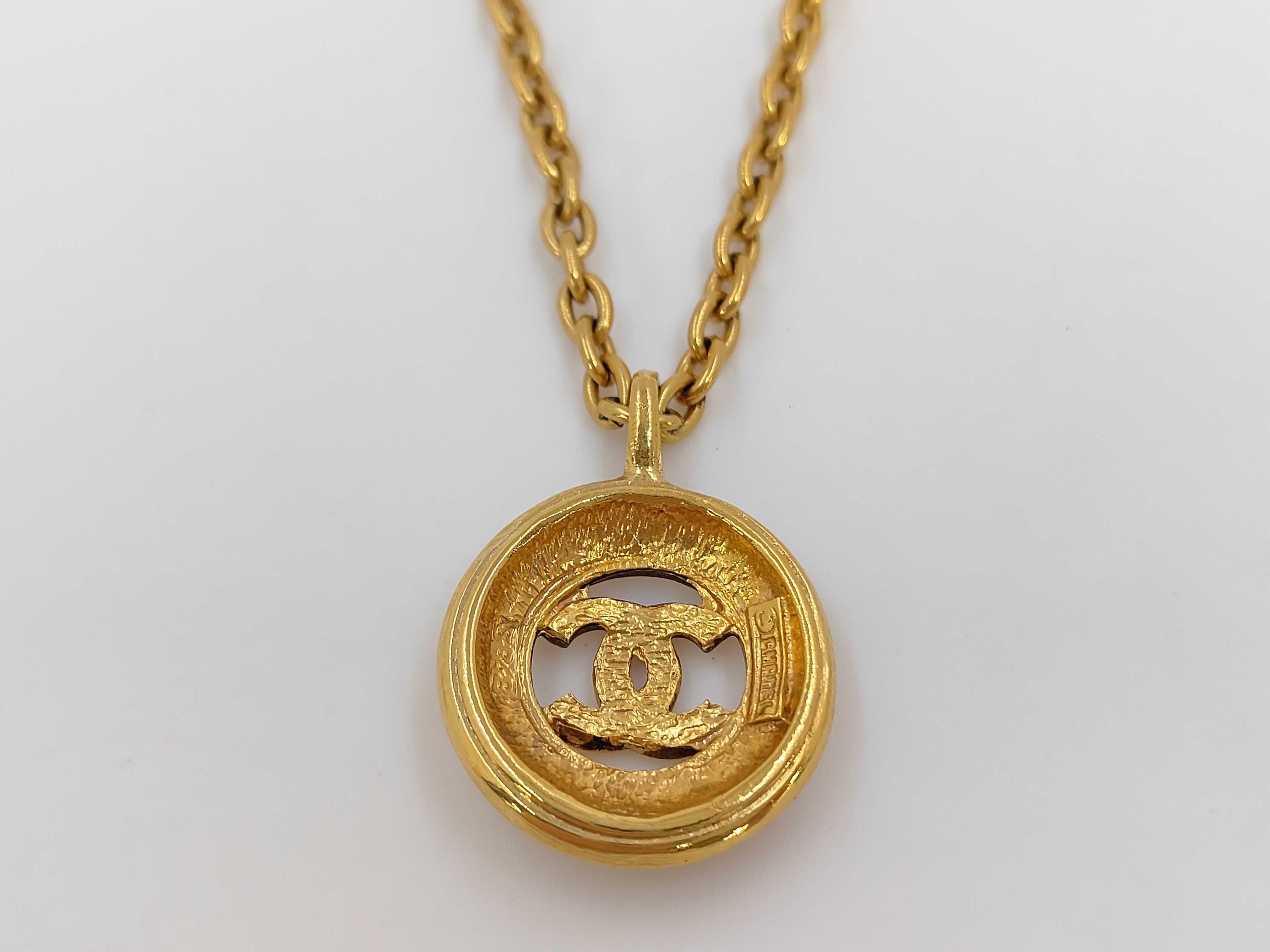 necklace — view 4