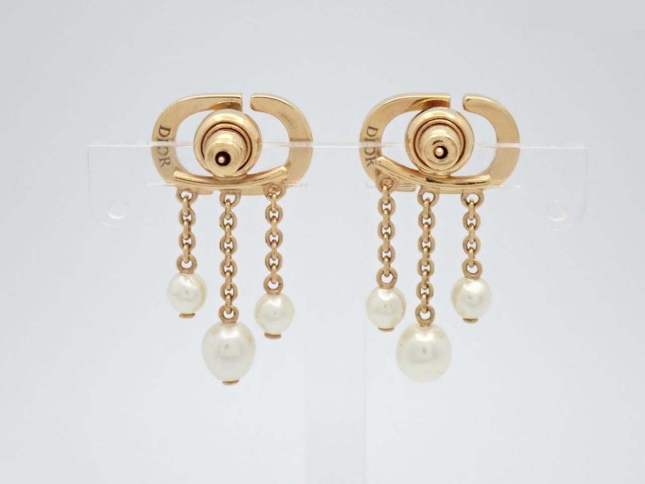 Gold earrings — view 2