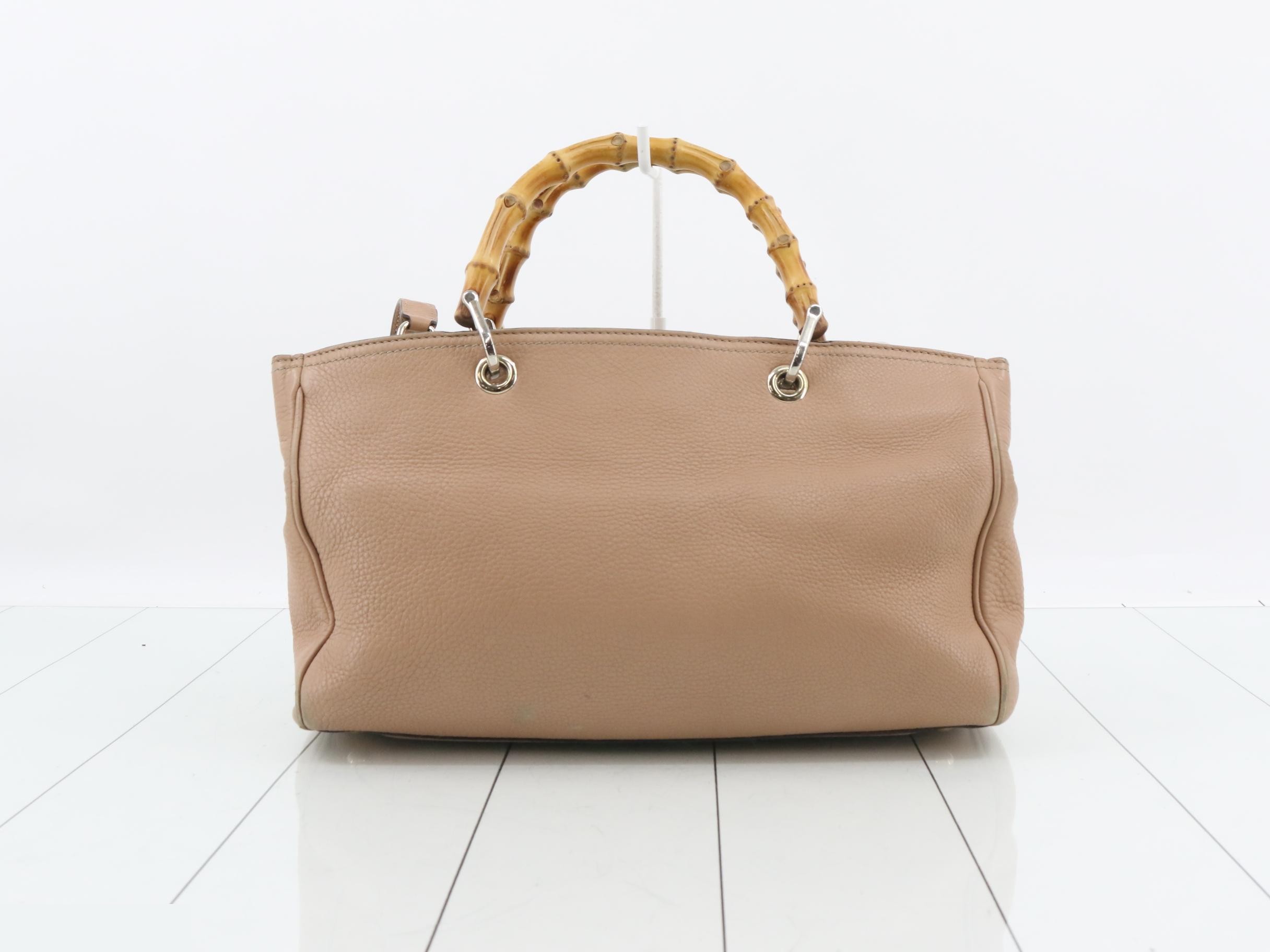 Leather and bamboo shopper bag, medium size, tote, beige, gold hardware. — view 2