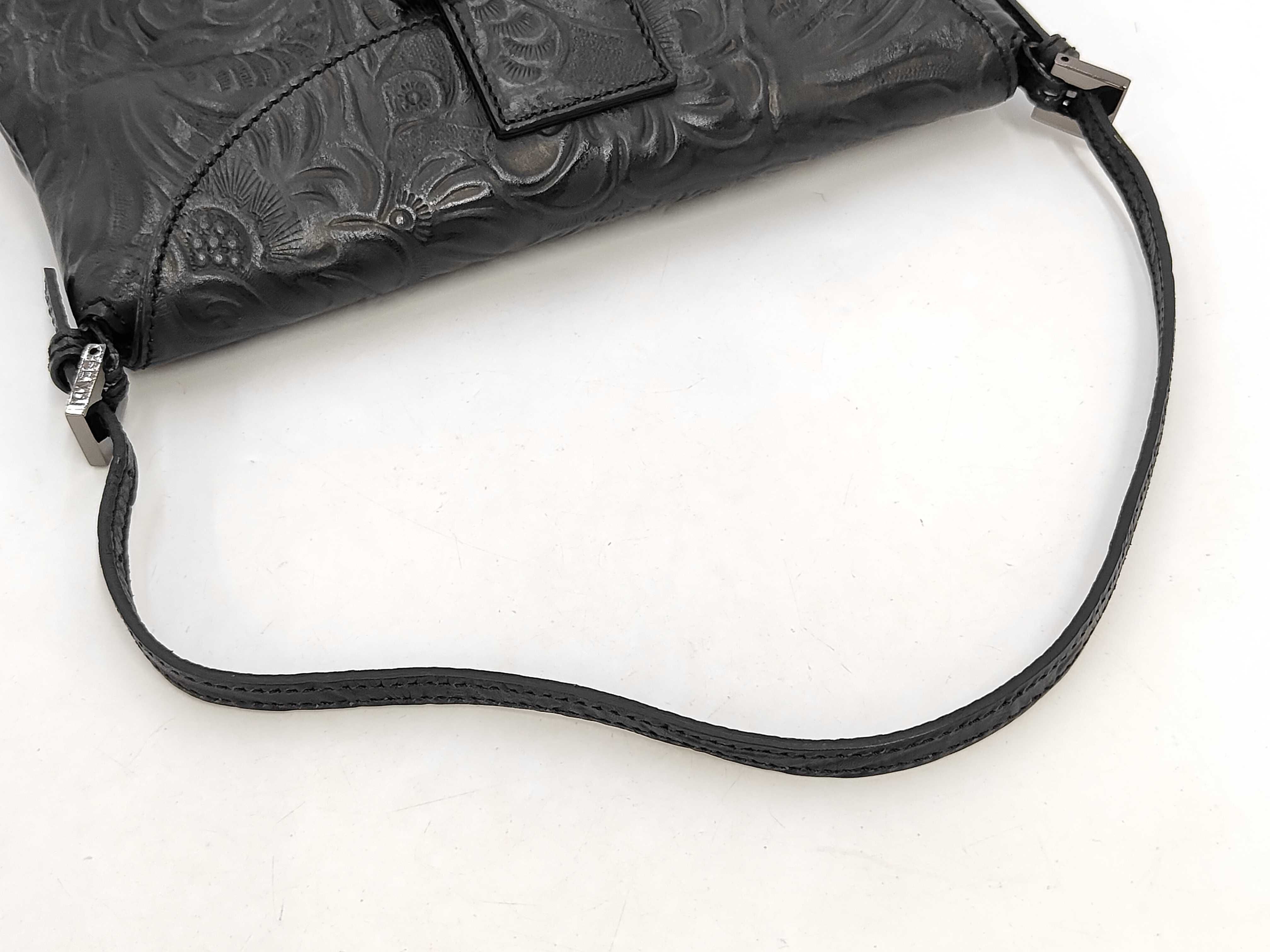 Mamma Bucket Black Leather Shoulder Bag with Gunmetal Hardware — view 5