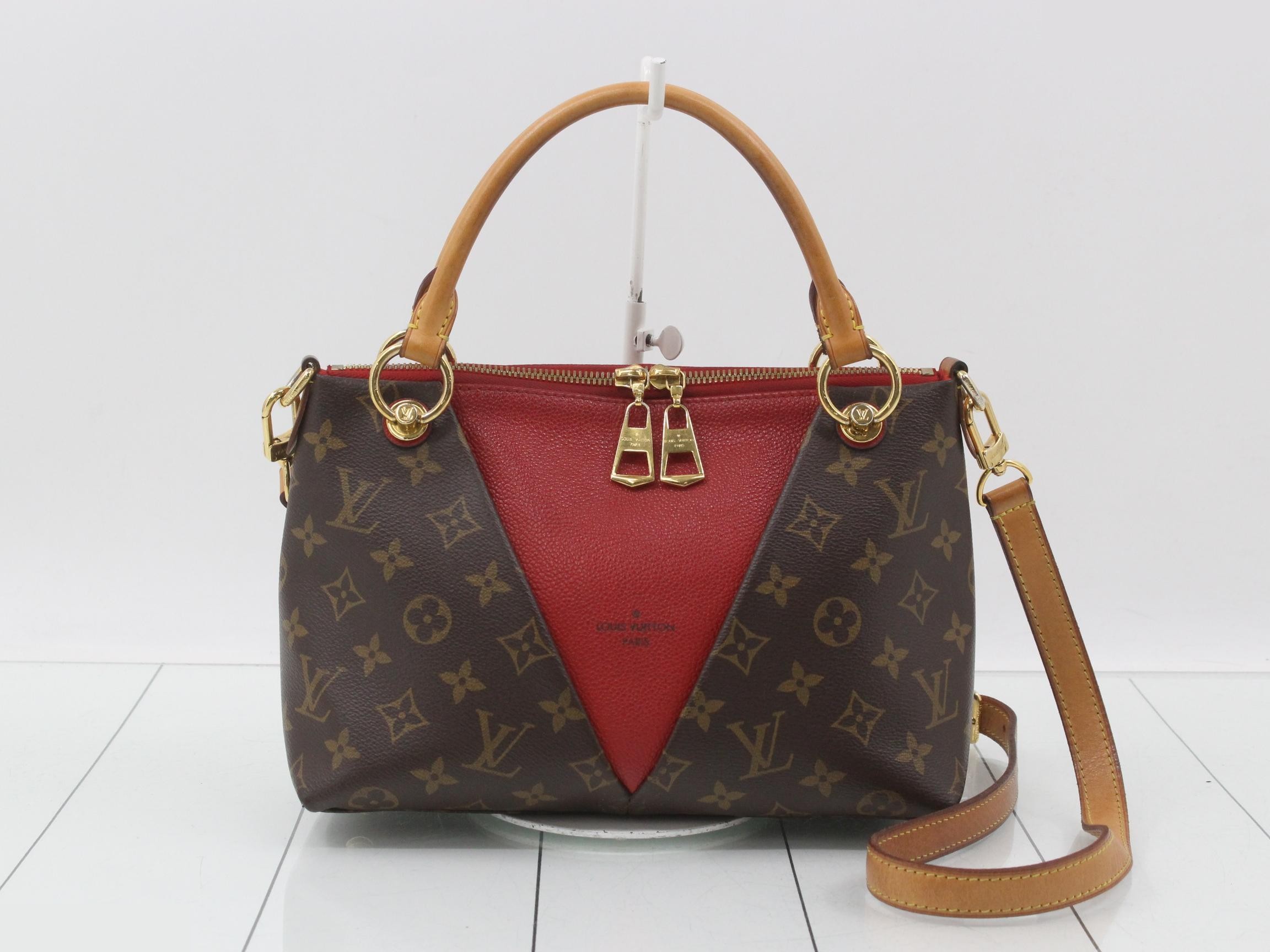 V Tote BB Cerise