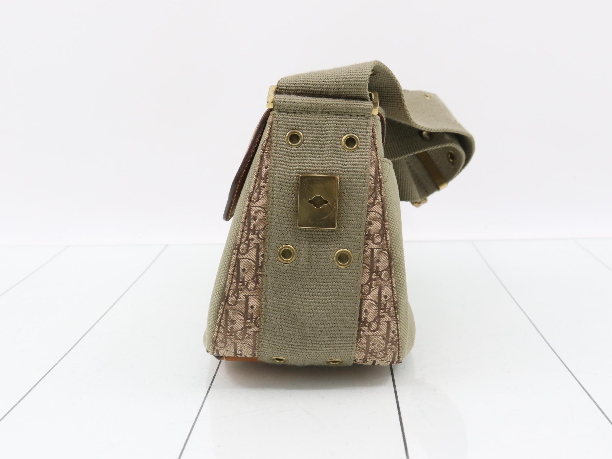 Canvas Logo One-Shoulder Bag — view 3