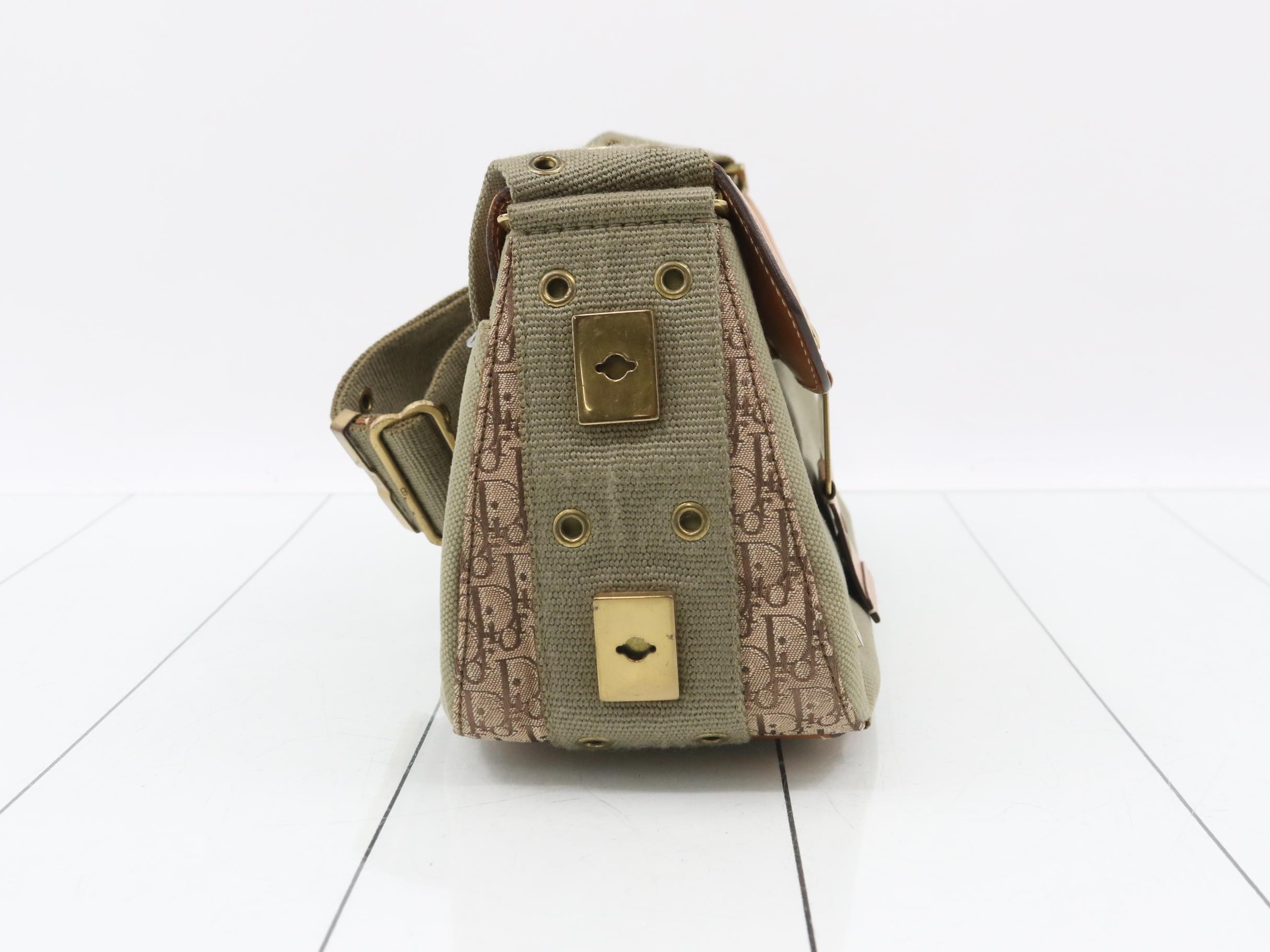 Canvas Logo One-Shoulder Bag — view 4