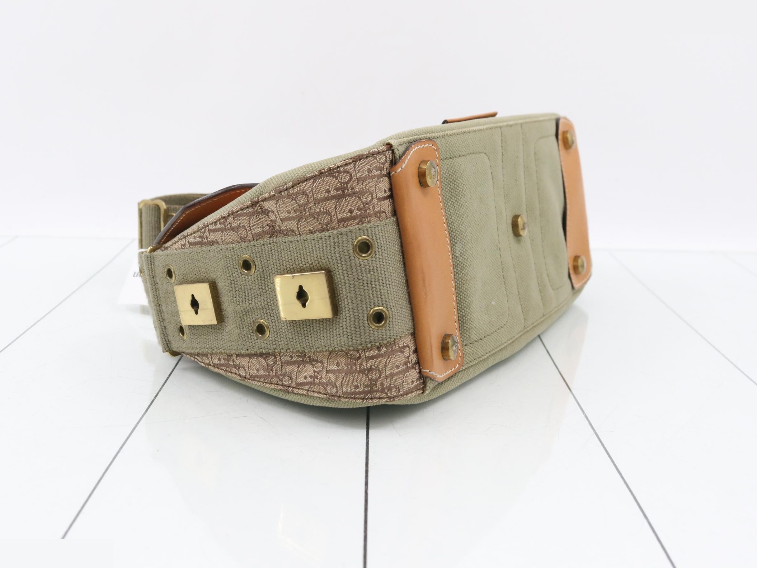 Canvas Logo One-Shoulder Bag — view 5