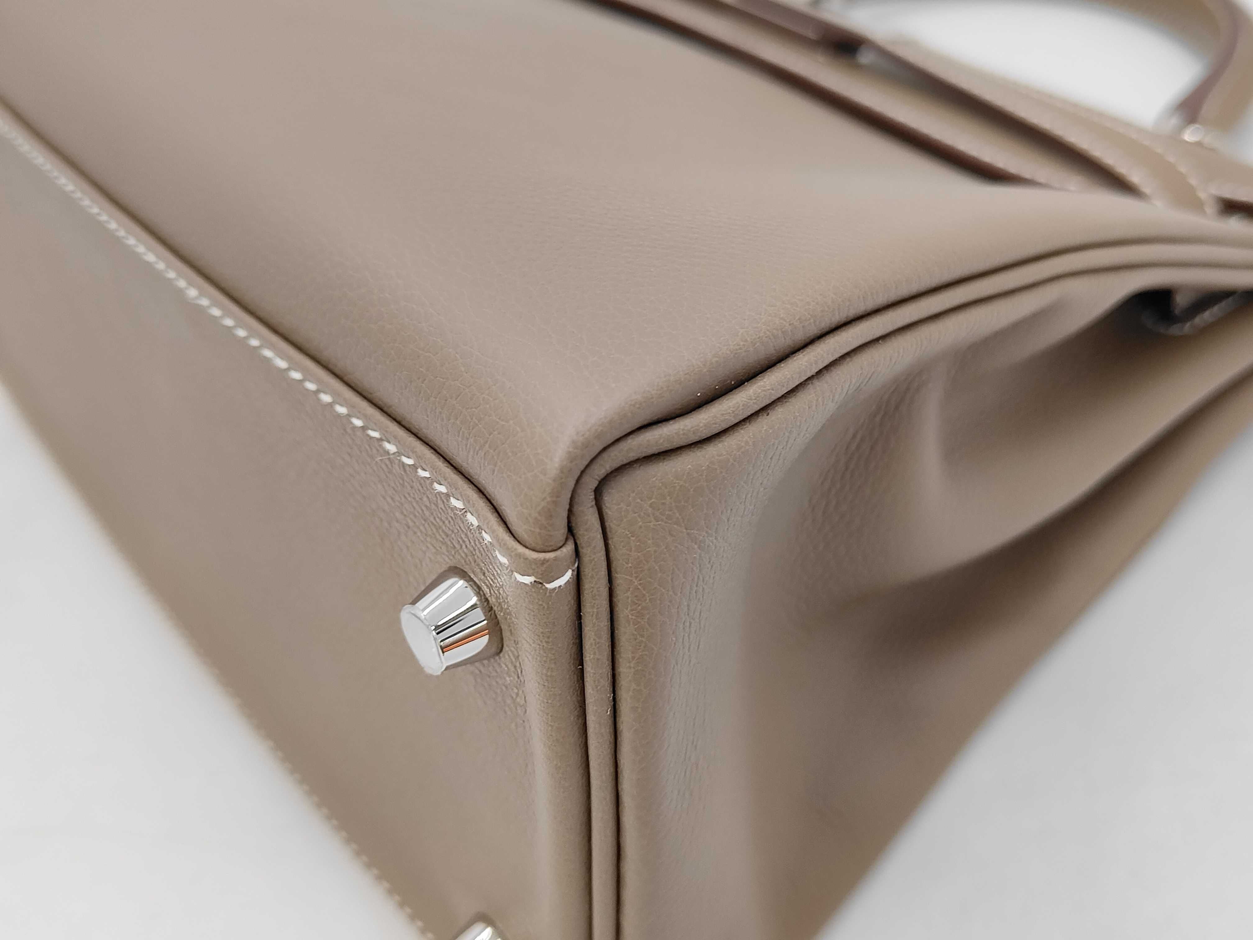 Kelly 28 Etoupe Evercolor Silver Hardware G Stamp Handbag — view 7