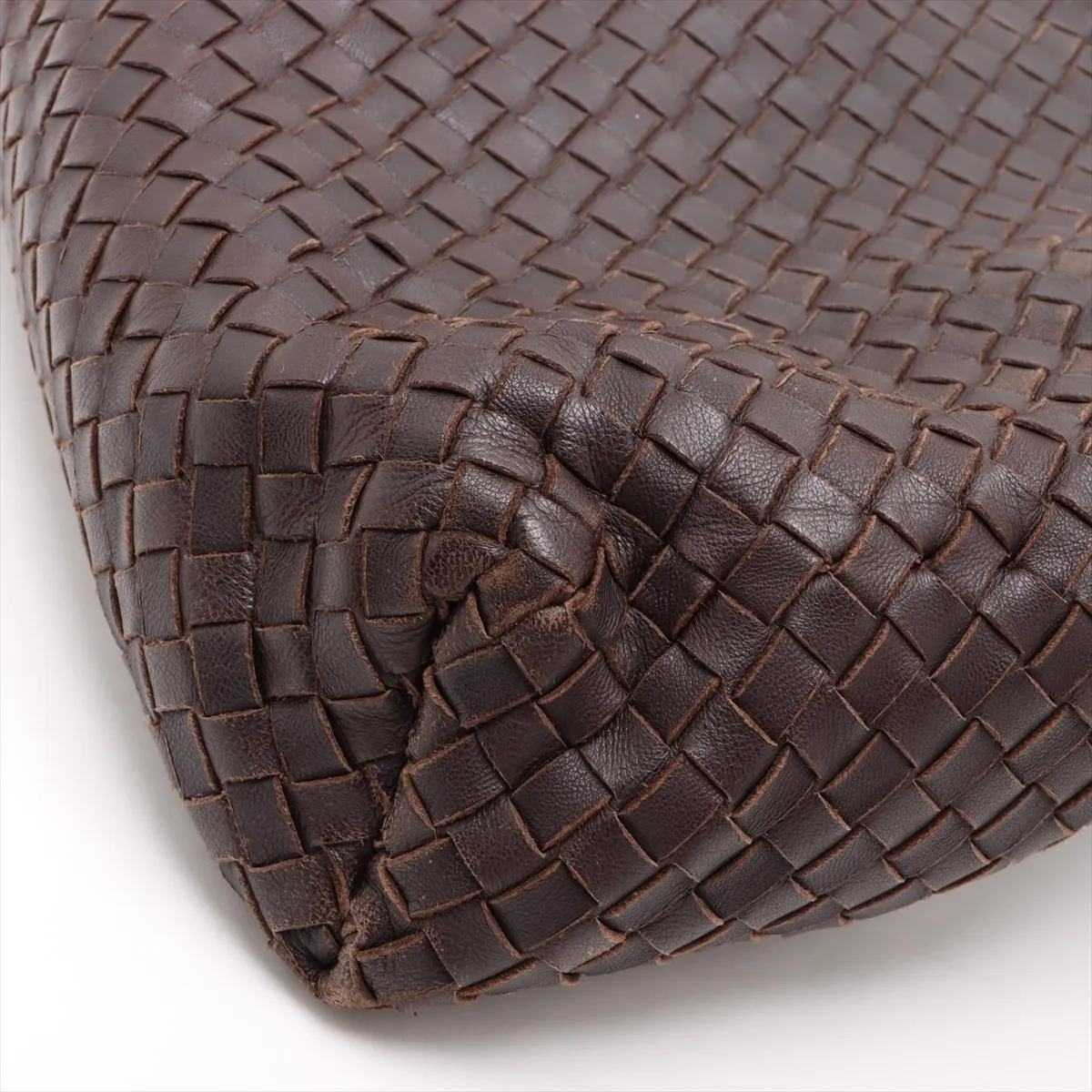 Intrecciato Leather Shoulder Bag Brown — view 12