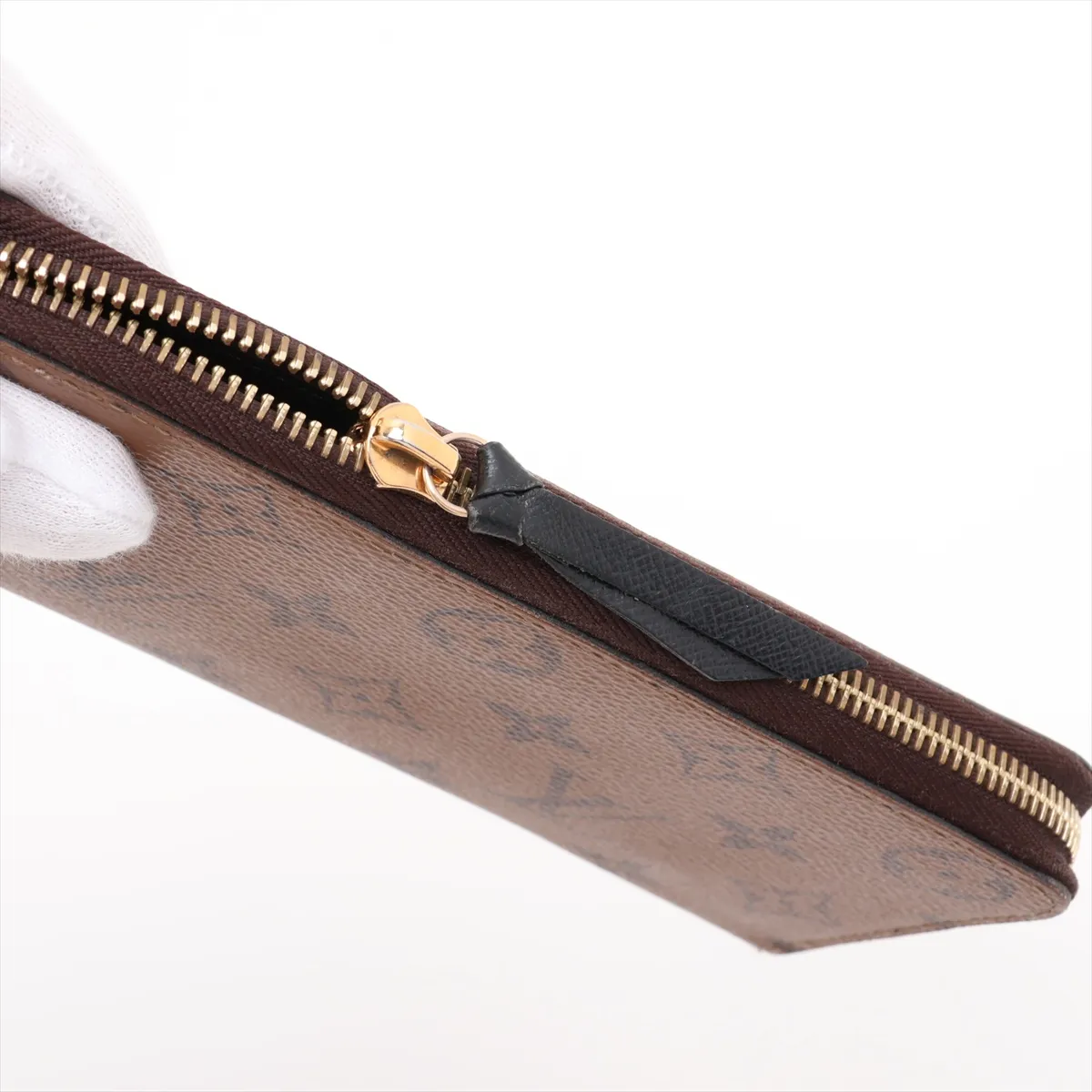 Monogram Reverse Portefeuille Clemence M82336 Brown Round Zip Wallet (RFID detected) — view 11
