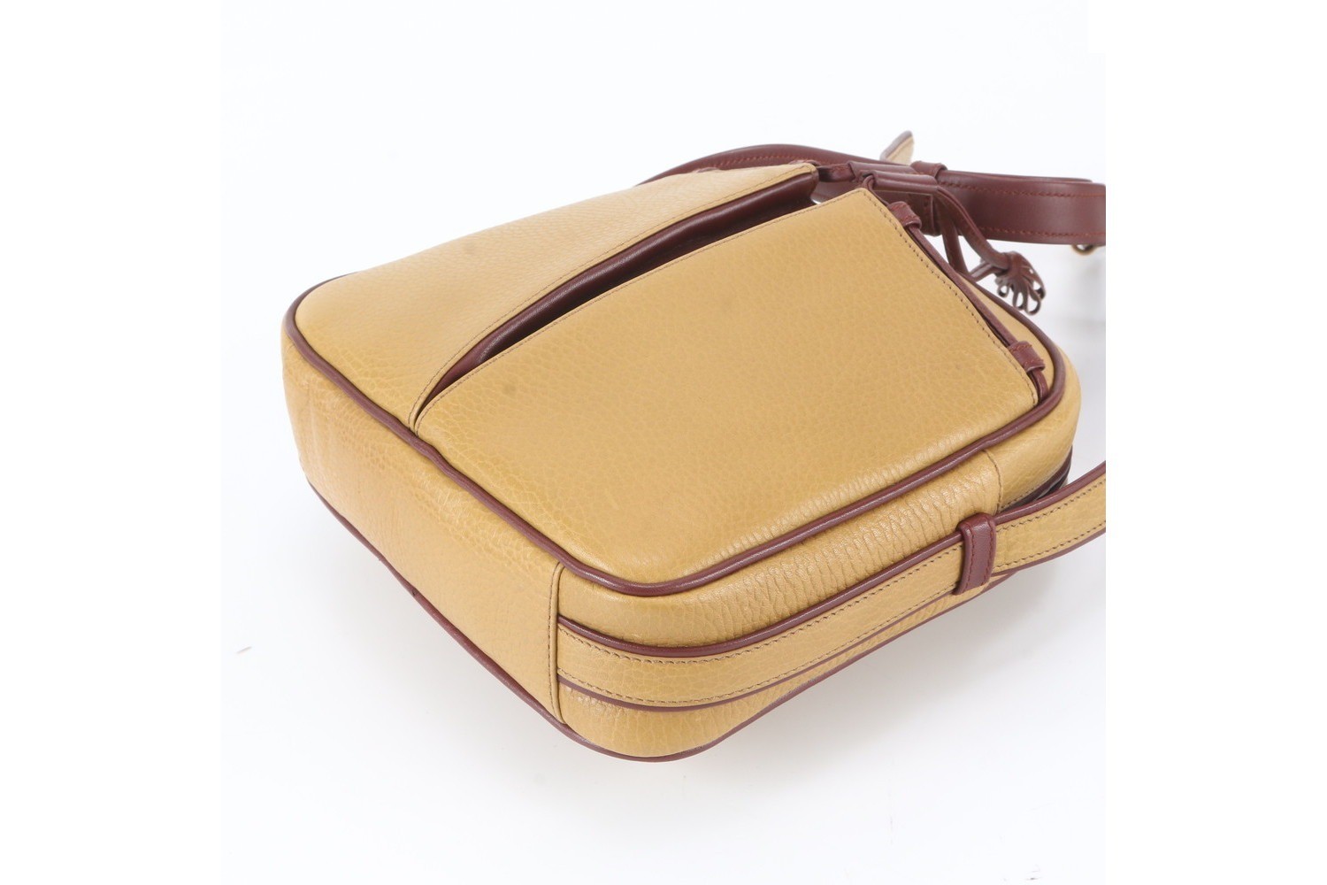Must Line Leather Shoulder Bag (Crossbody) — view 4