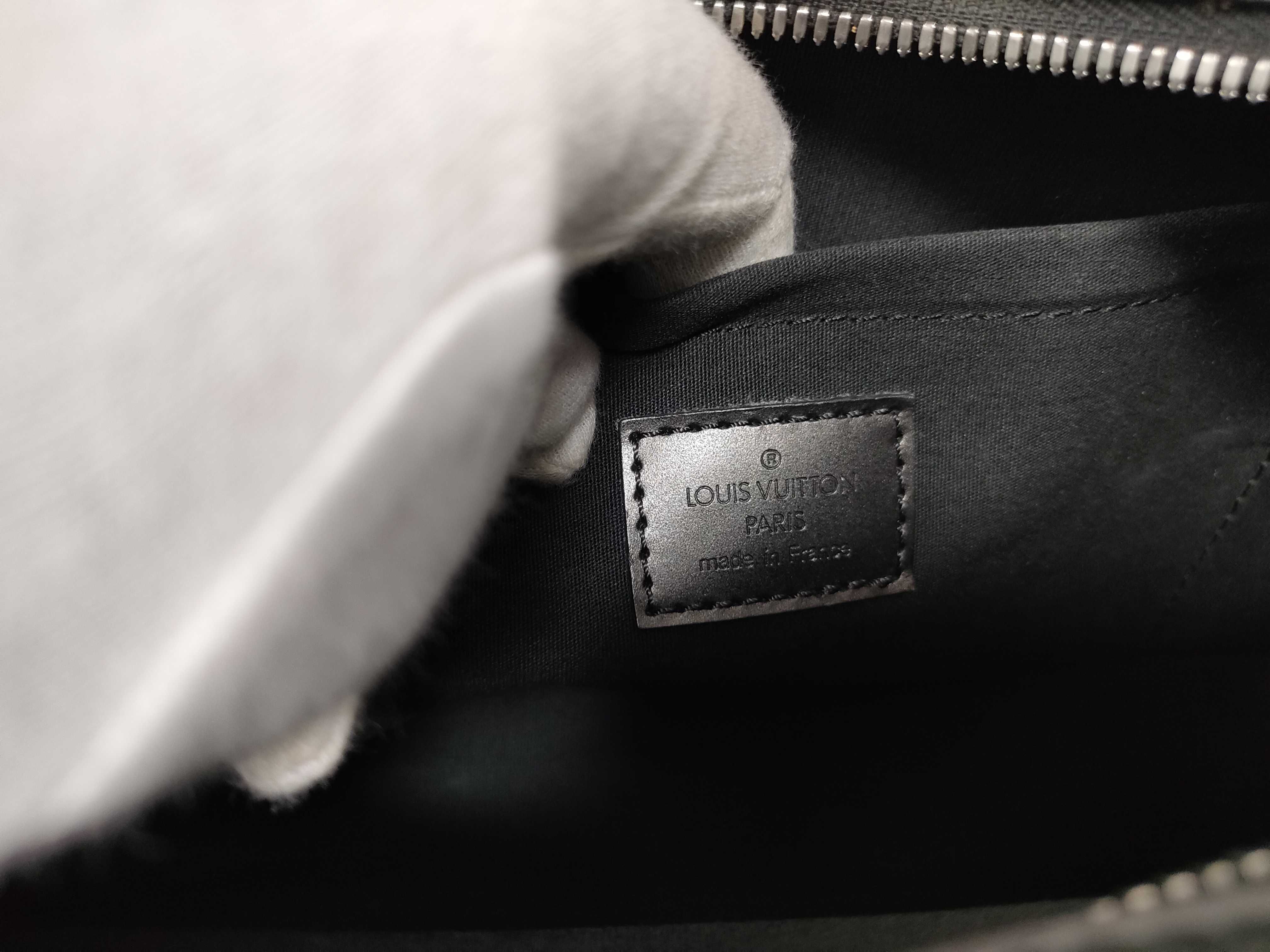 Monogram Matte Louis Vuitton Shelton Noir M55172 Bag Handbag — view 15