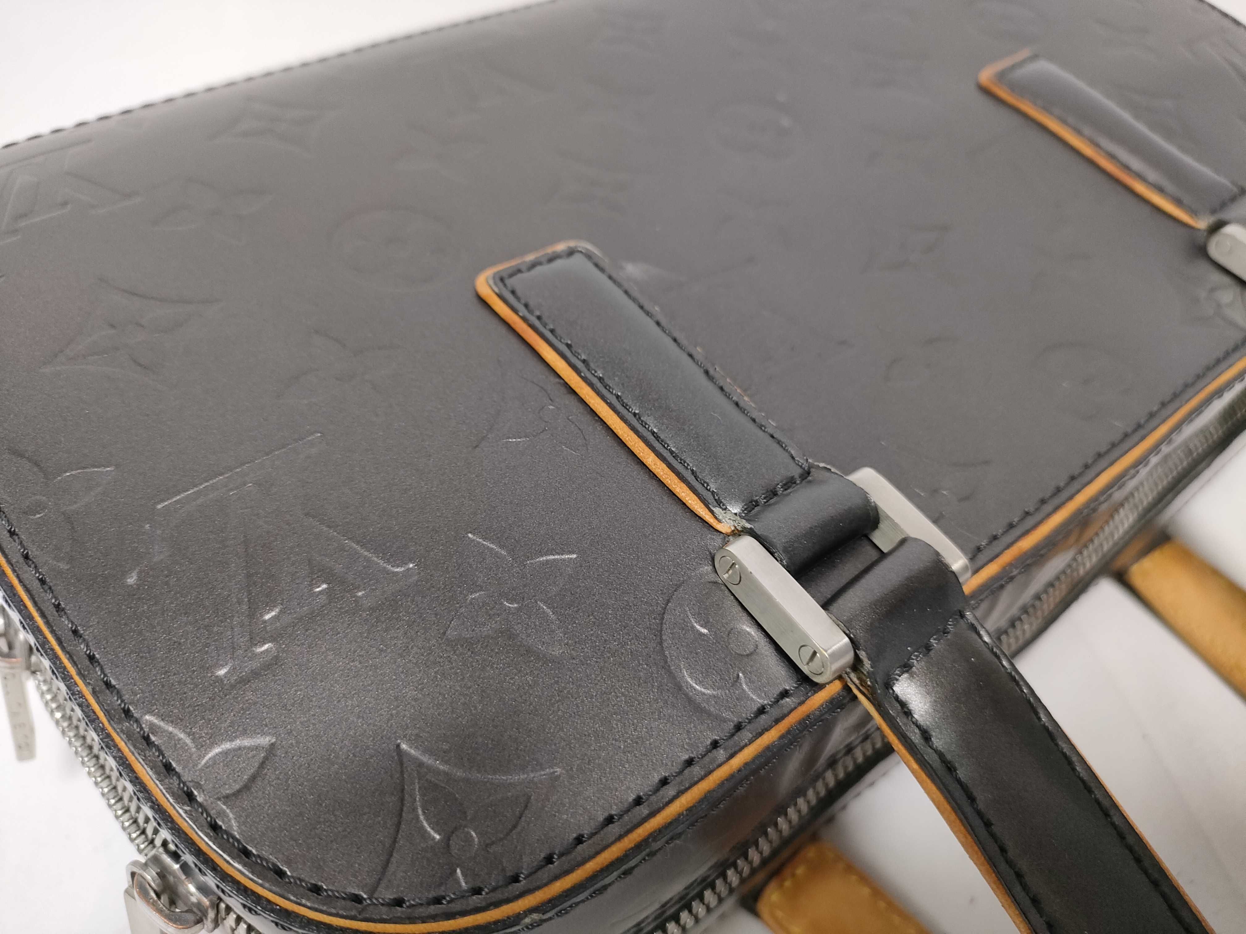 Monogram Matte Louis Vuitton Shelton Noir M55172 Bag Handbag — view 10