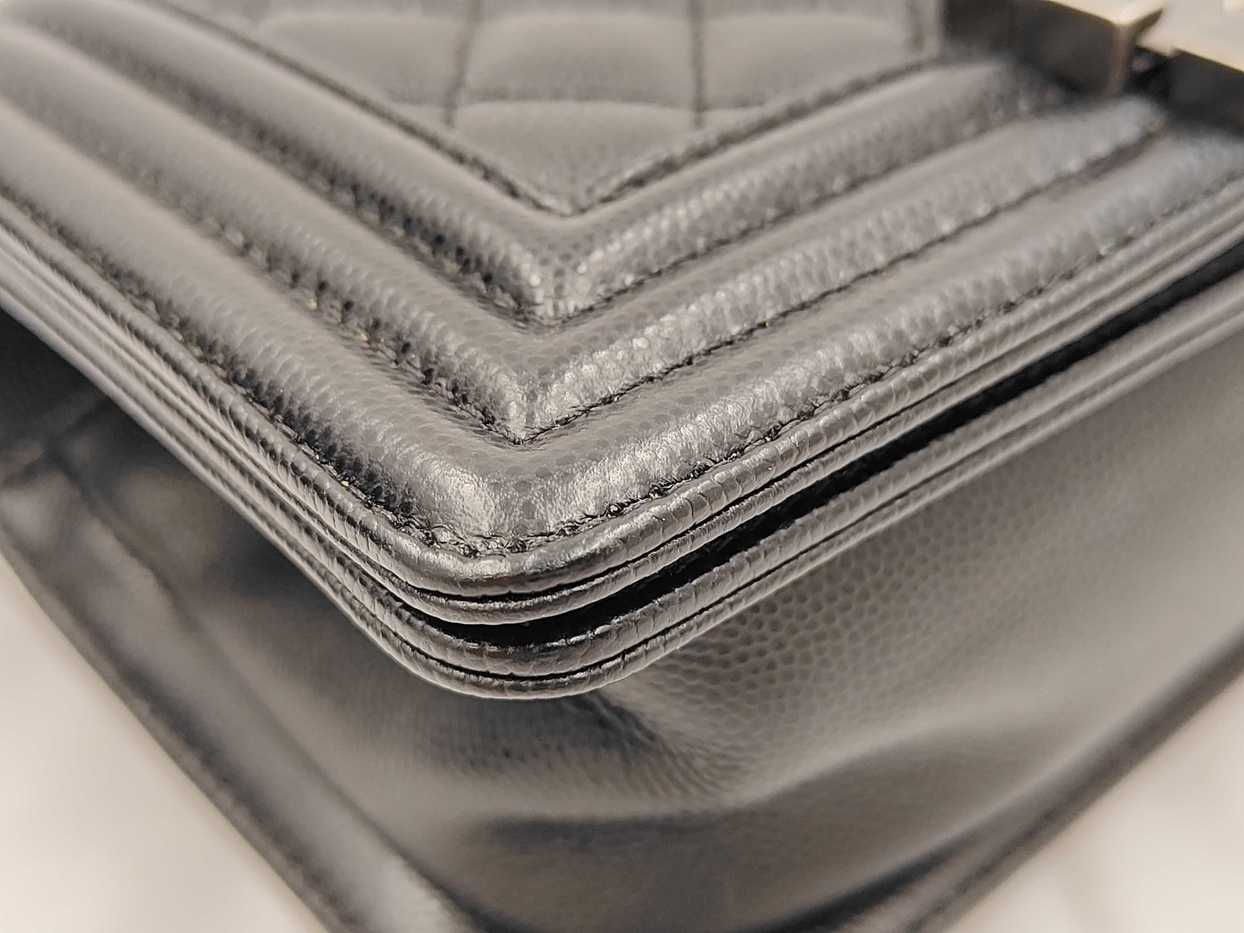 Boy Chanel Small Caviar Skin Black Silver Hardware Serial Number 26 Series Black Shoulder Bag — view 6