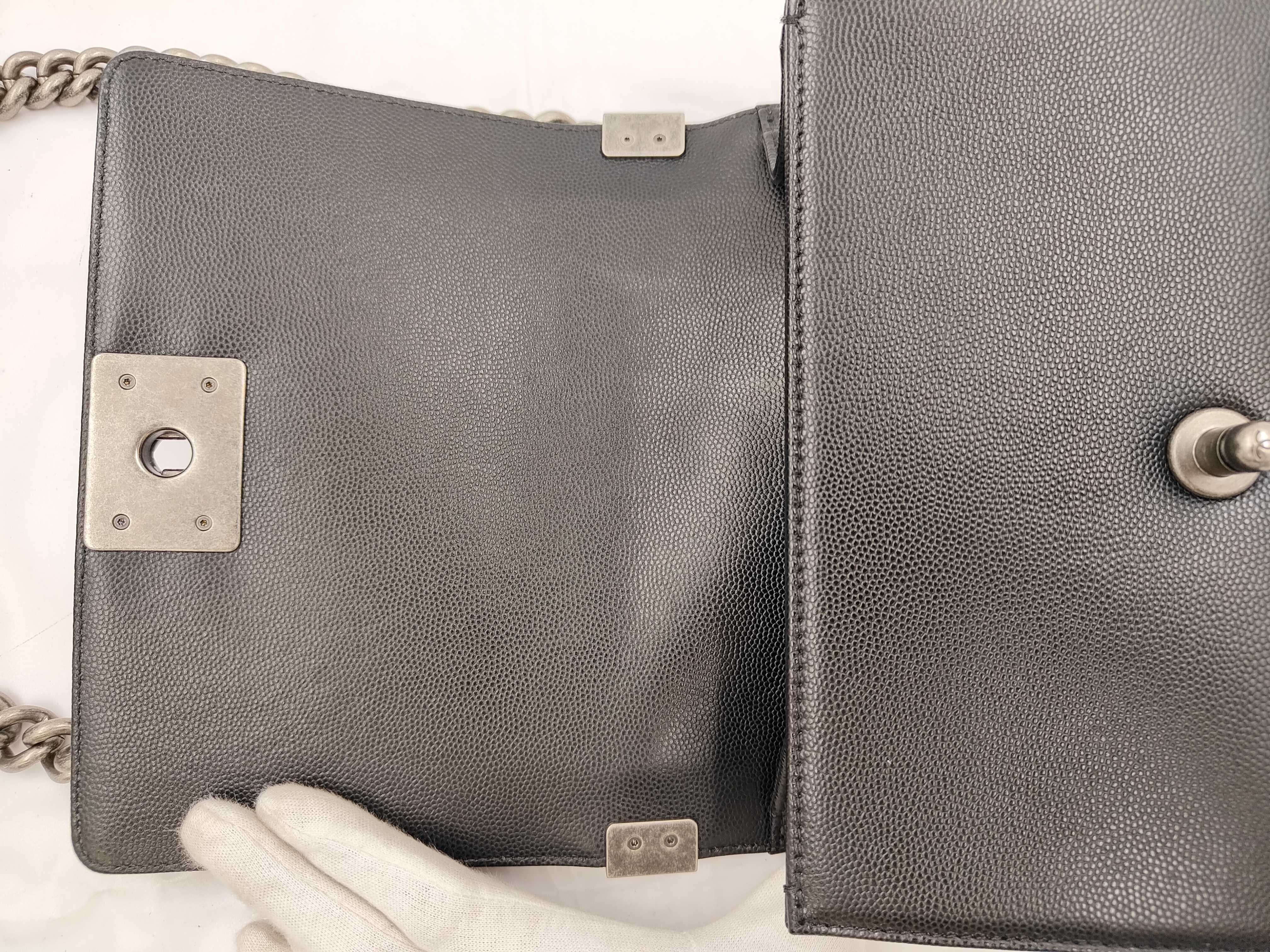 Boy Chanel Small Caviar Skin Black Silver Hardware Serial Number 26 Series Black Shoulder Bag — view 8