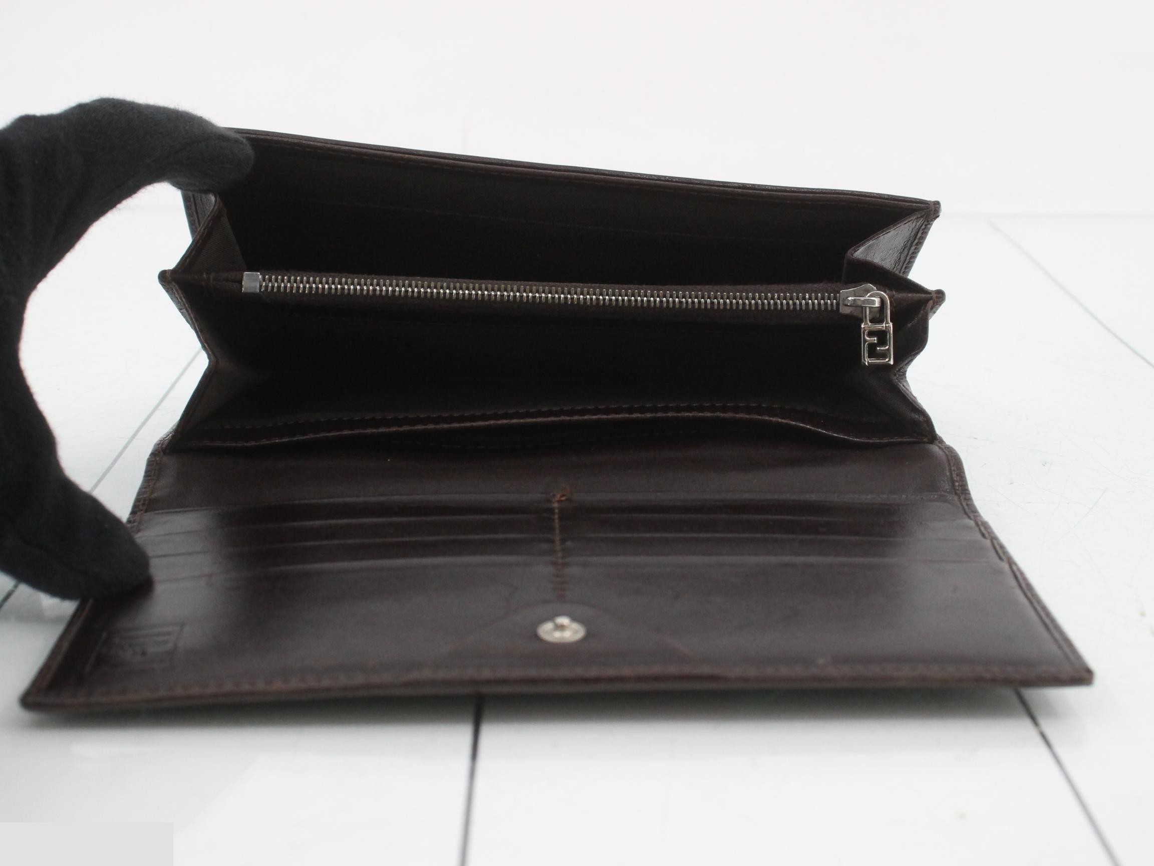 Long Wallet — view 4