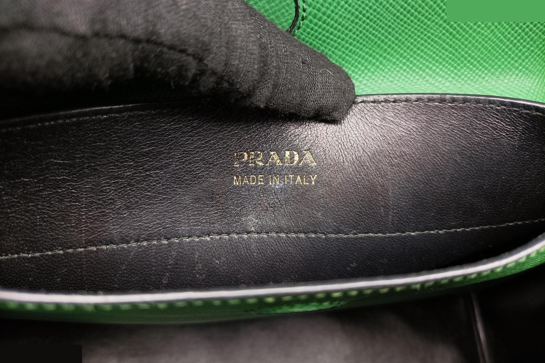 Double Cuir Saffiano Leather Green — view 7