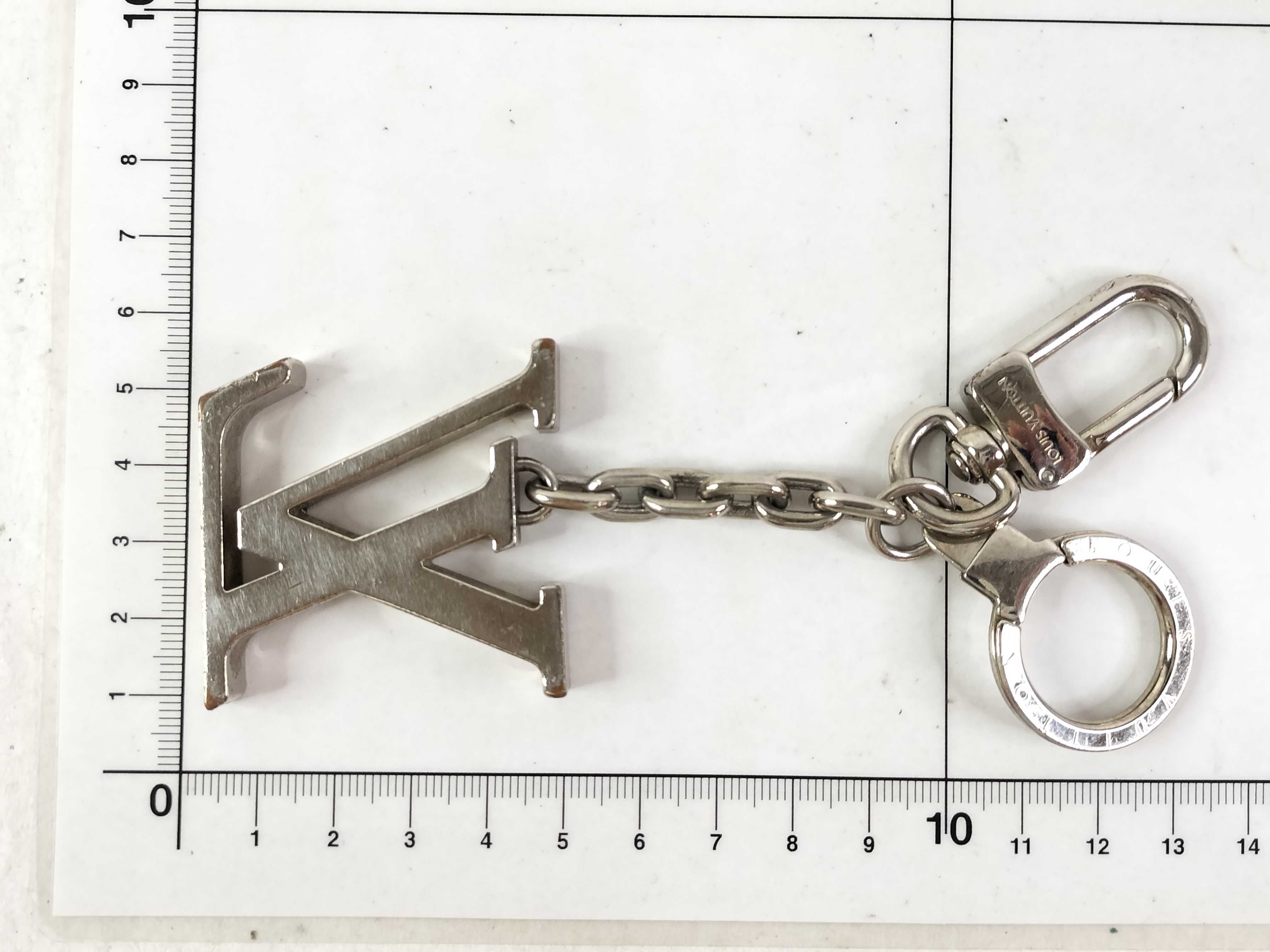 LV Portefeuille Initial LV Keyring Silver M65995 Key Case — view 2