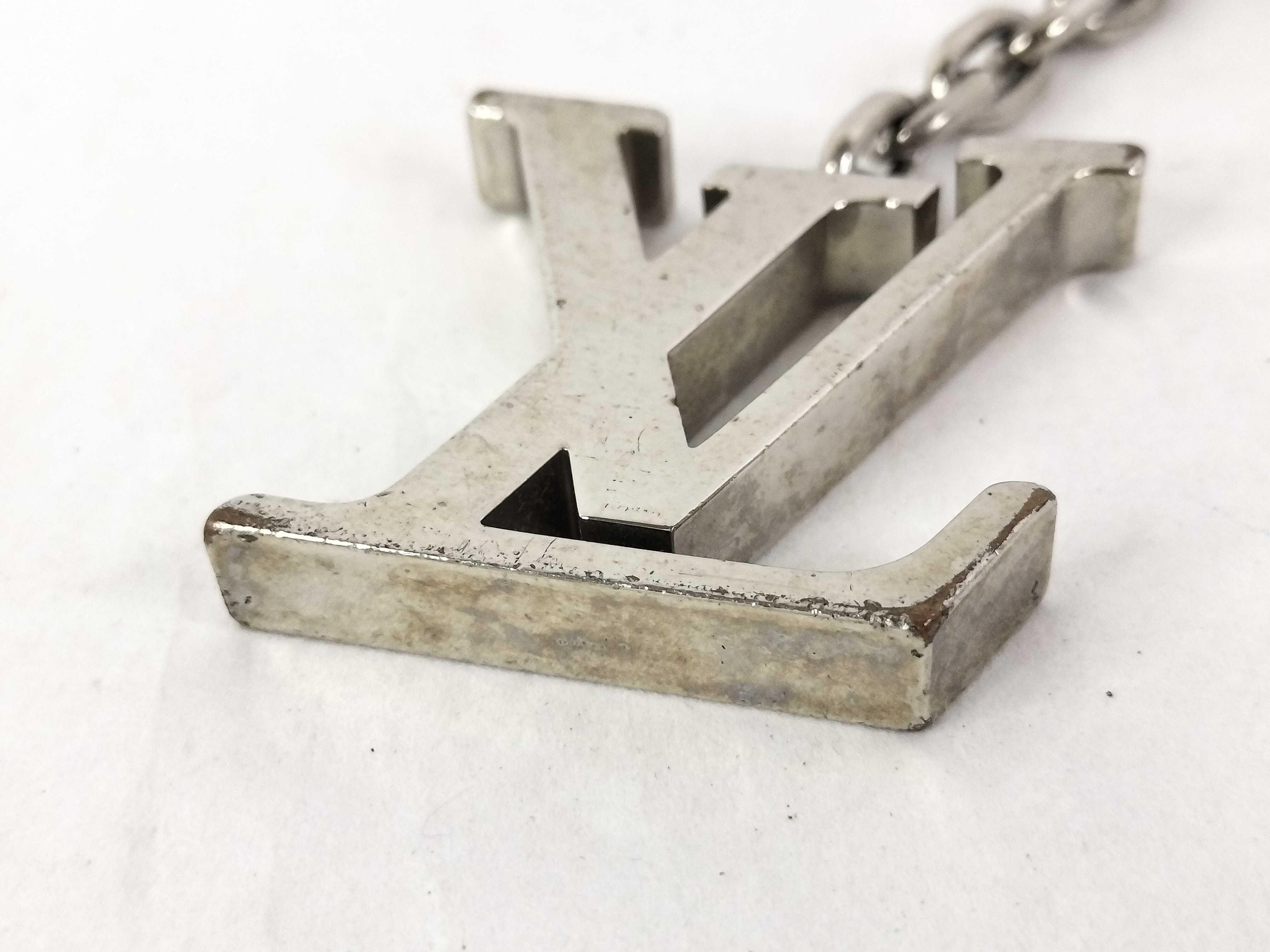 LV Portefeuille Initial LV Keyring Silver M65995 Key Case — view 7